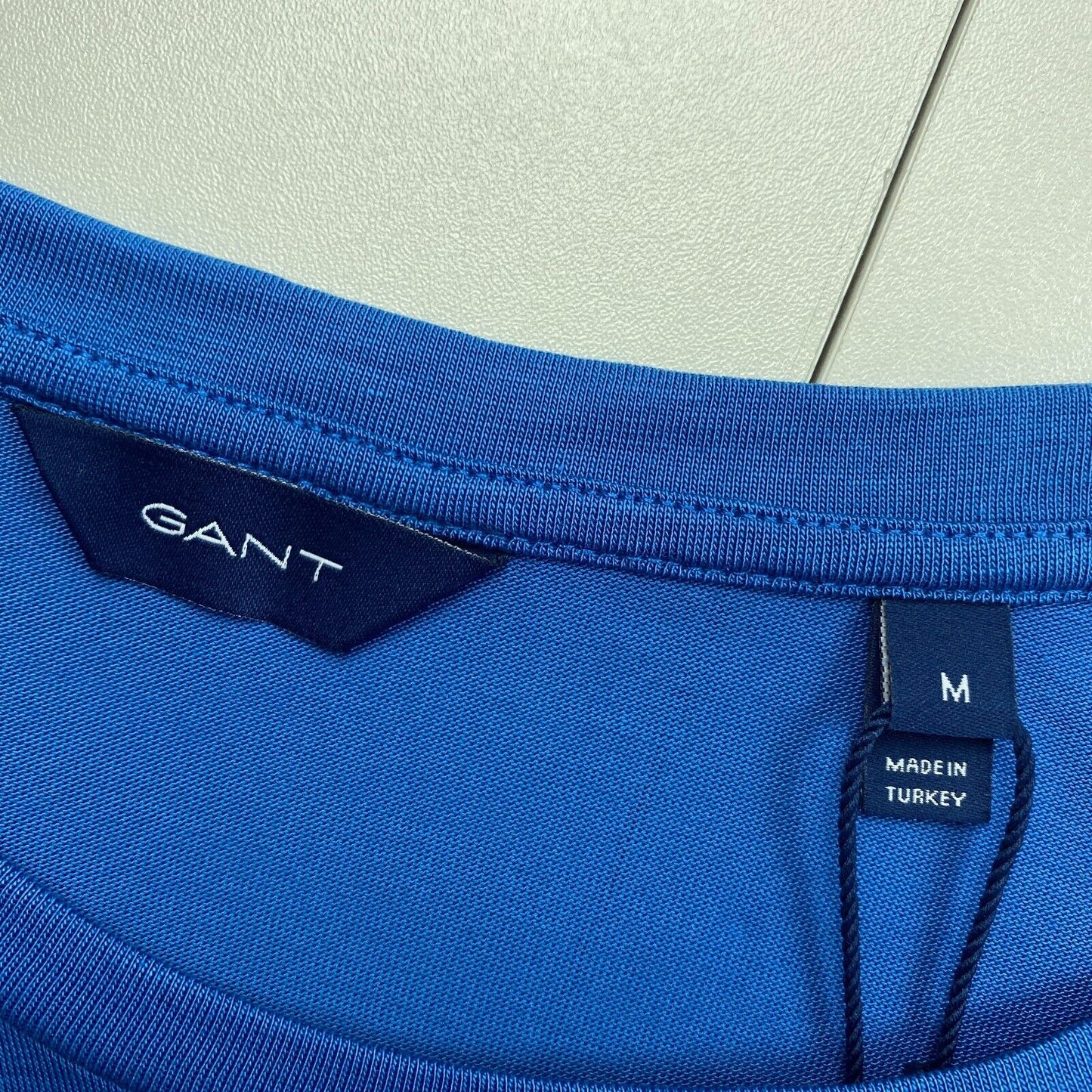 GANT T-shirt bleu léger à col rond Taille M