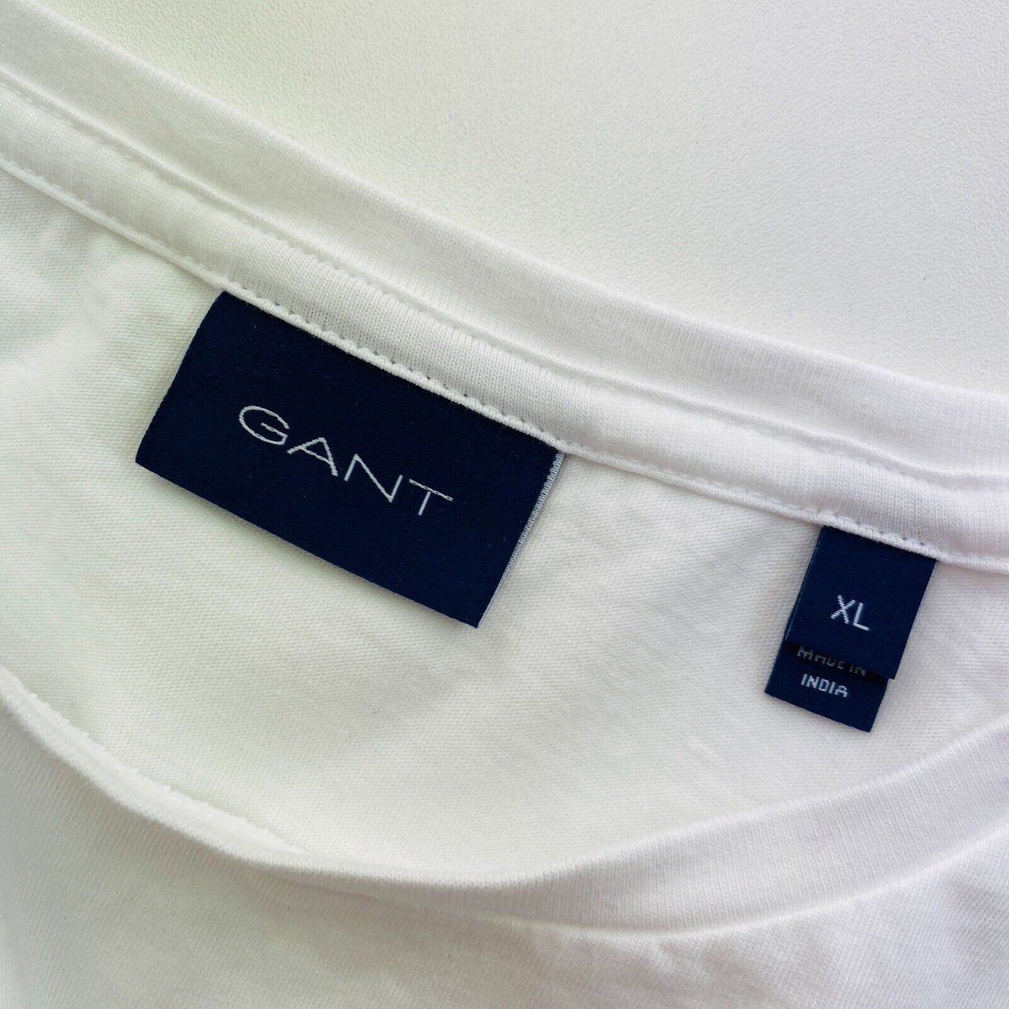 GANT T-Shirt mit Rundhalsausschnitt und Retro-Schild, weiß, Größe XL