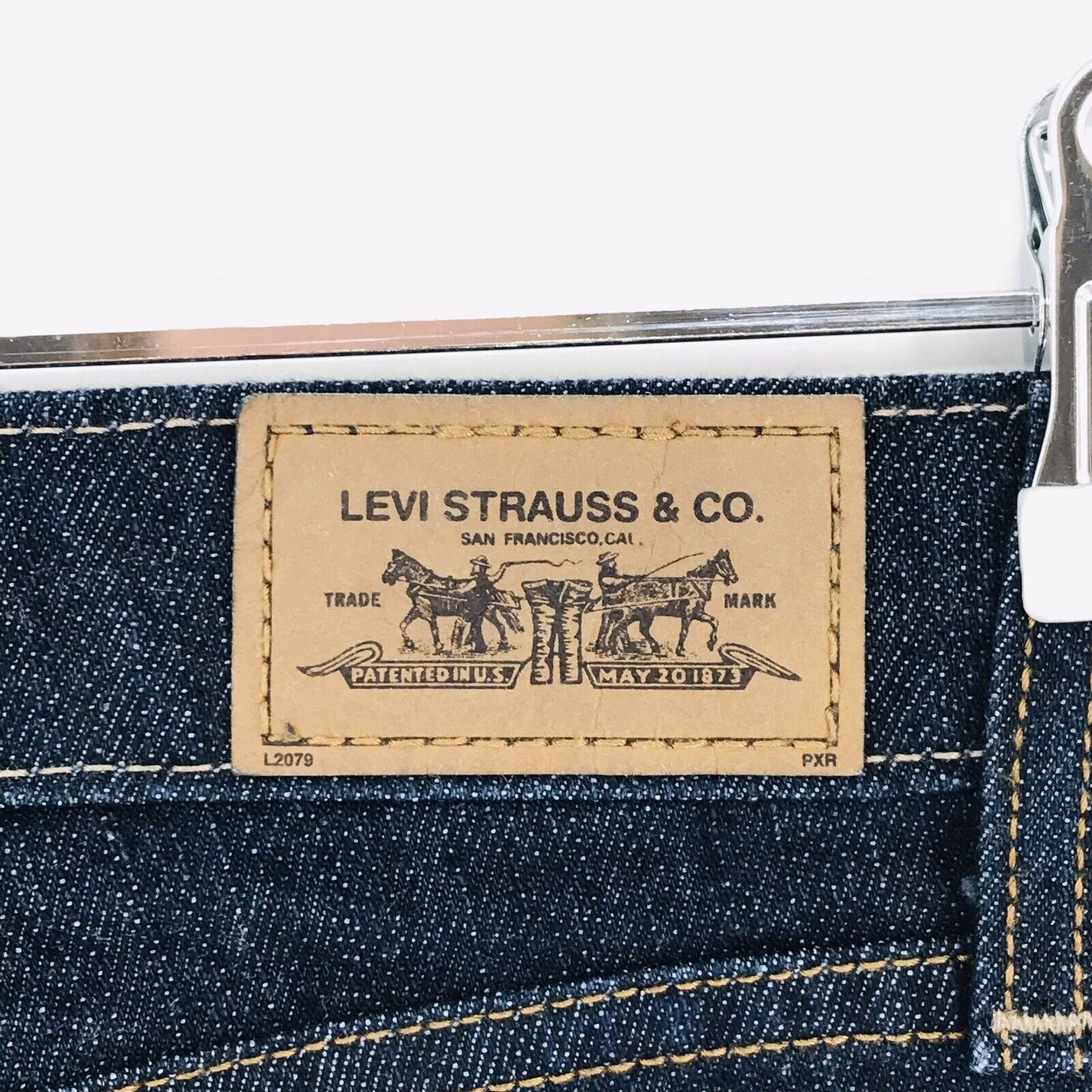 vintage Levi’s Femmes 518 Gris Foncé Taille Basse Skinny Fit Jeans W28 L34