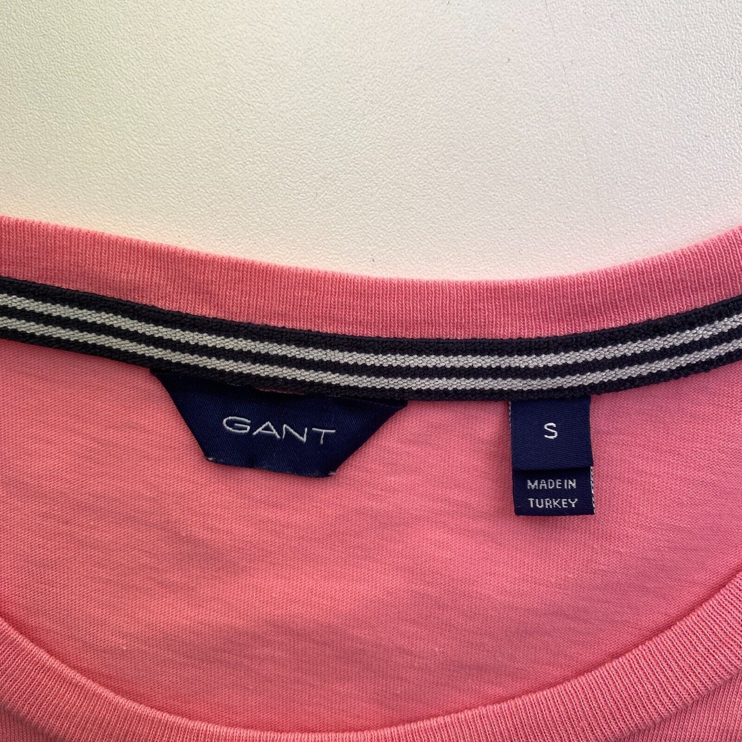 GANT Women Pink Logo SS Crew Neck T Shirt Size S