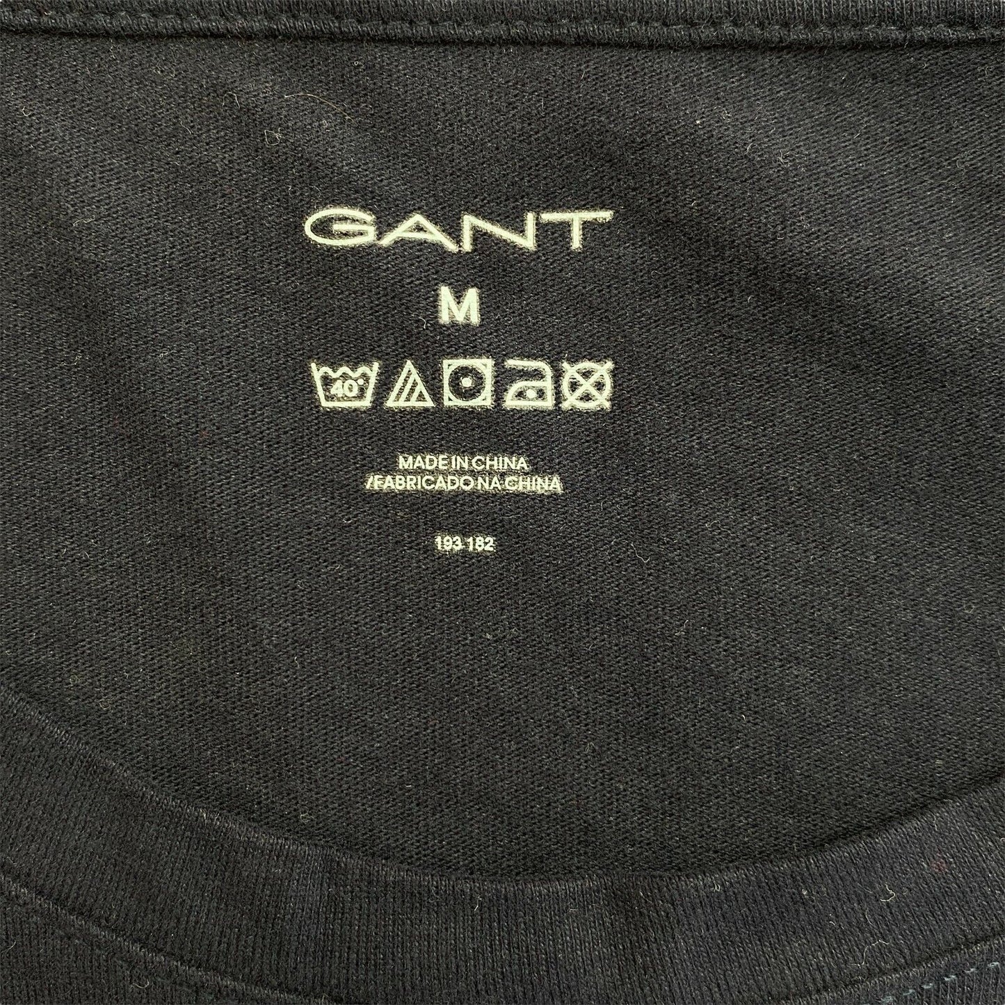 GANT T-shirt à col rond bleu marine avec grand logo taille M