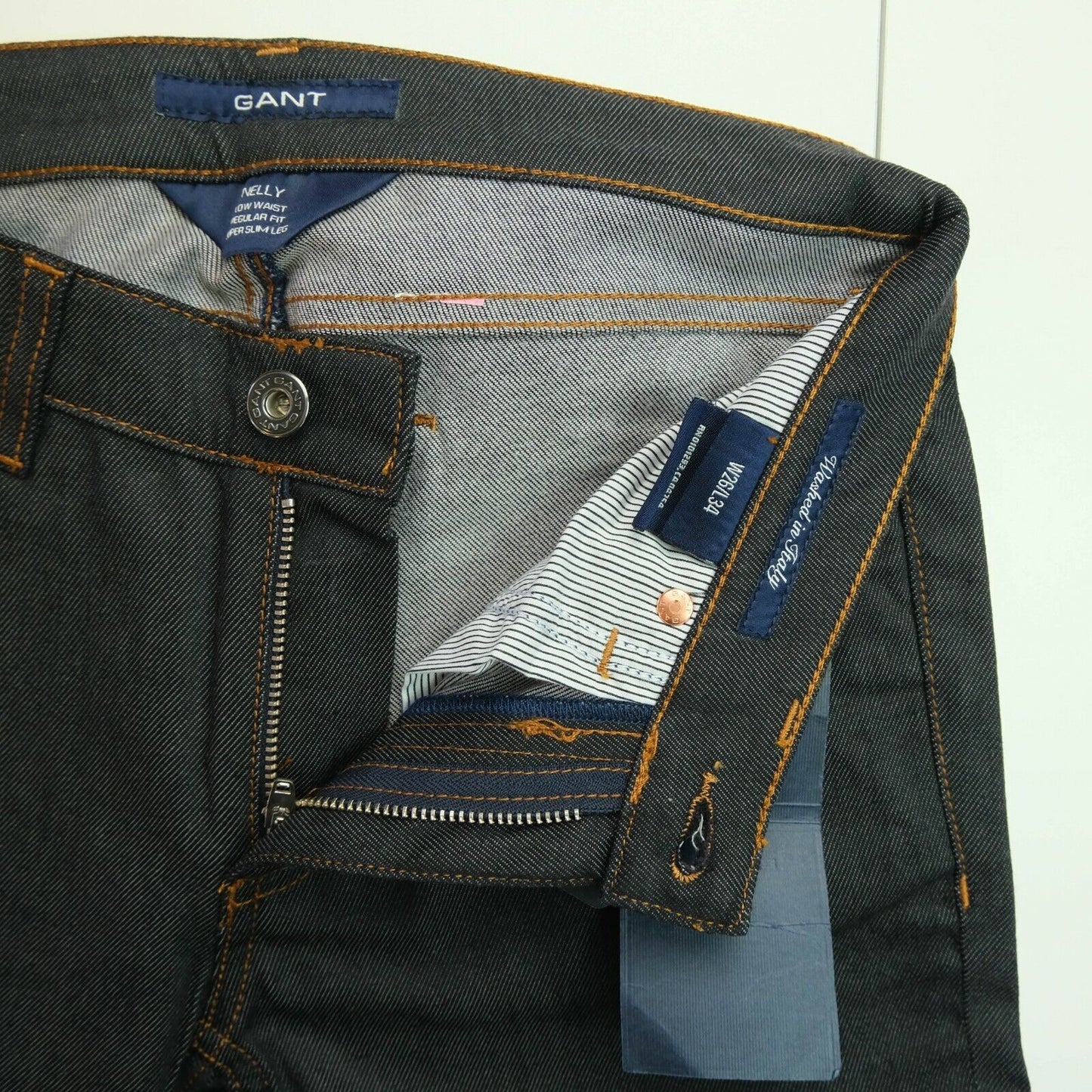 GANT Jeans „Nelly“ in klassischem Denim mit schmalem Bein, Dunkelgrau, Größe W26 L34