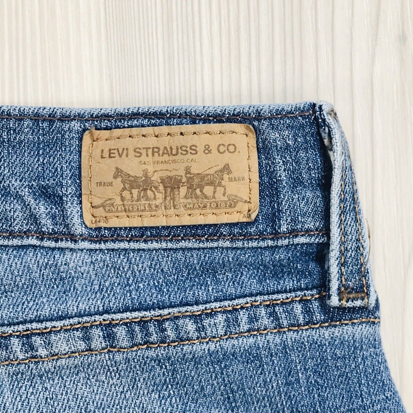 Vintage Levi's 515 Women Blue Regular Bootcut Fit Moms Jeans 12 M / W32 L34