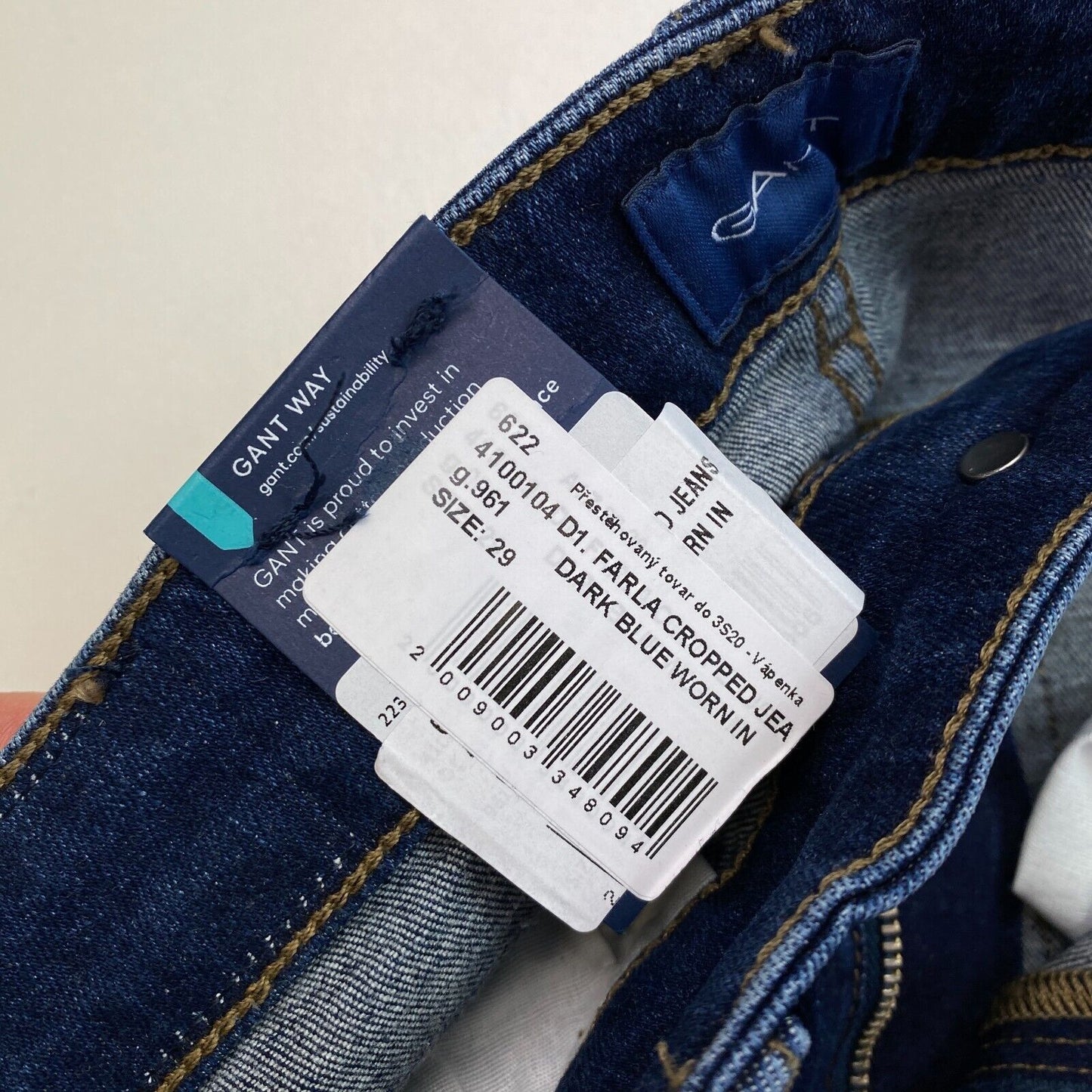 GANT Dunkelblaue FARLA verkürzte Slim Fit Jeans Größe W29