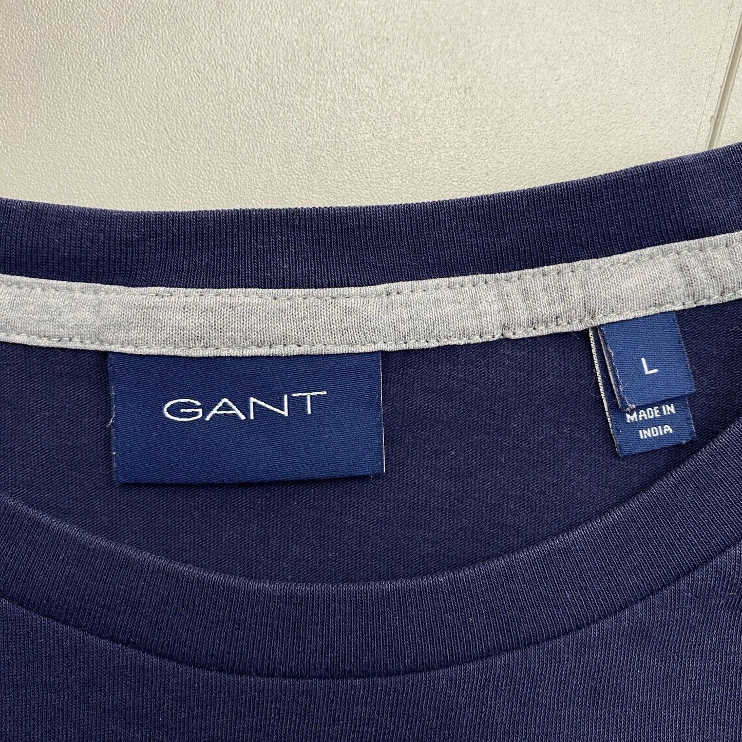 GANT Men Navy Blue Archive Shield Crew Neck Short Sleeve T Shirt Size L