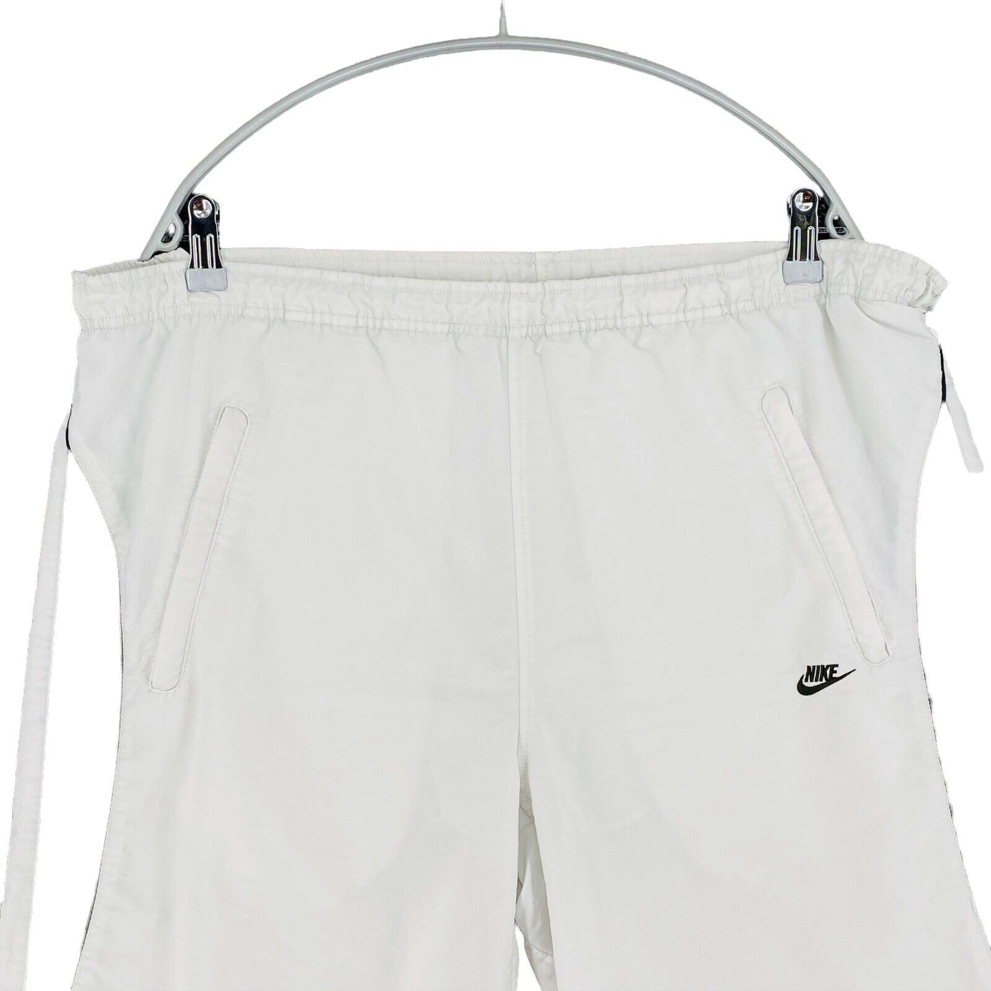 NIKE White Activewear Shorts Size XL