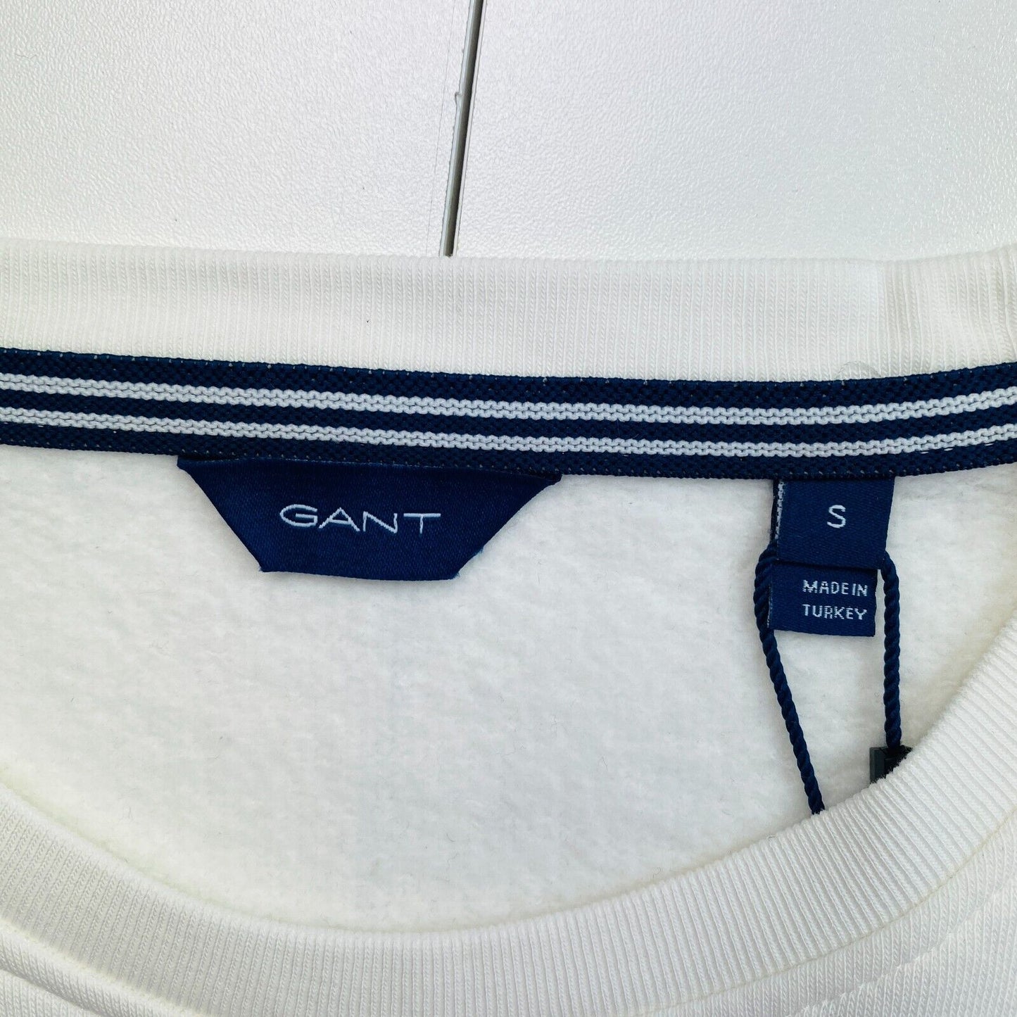 GANT White Logo Crew Neck Pullover Sweater Jumper Size S