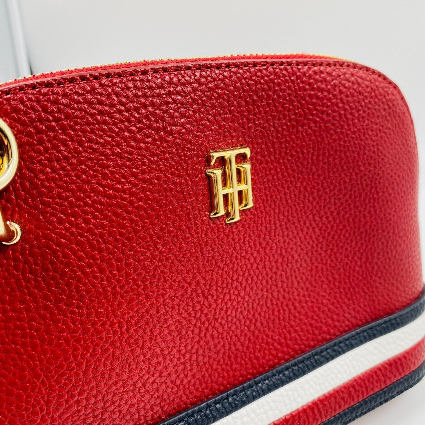 Tommy Hilfiger Women Red Eco Leather Shoulder Bag