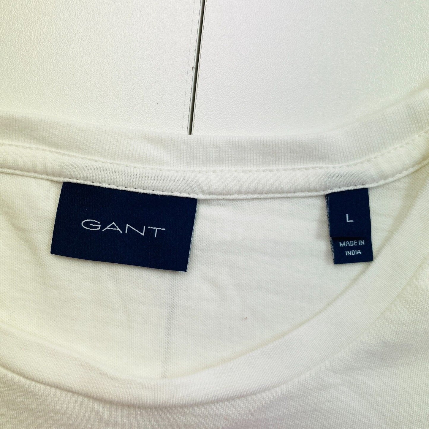 GANT White Retro Shield Crew Neck T-Shirt Size L