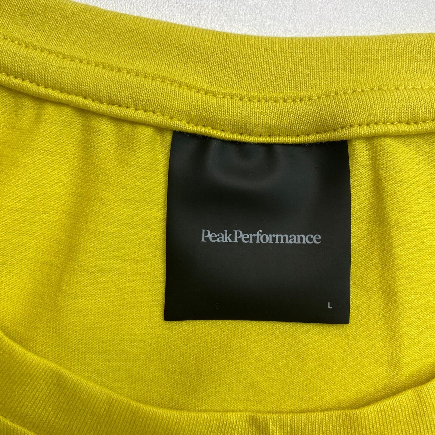 Peak Performance Men Yellow Explore Crew Neck Short Sleeves T Shirt Size L