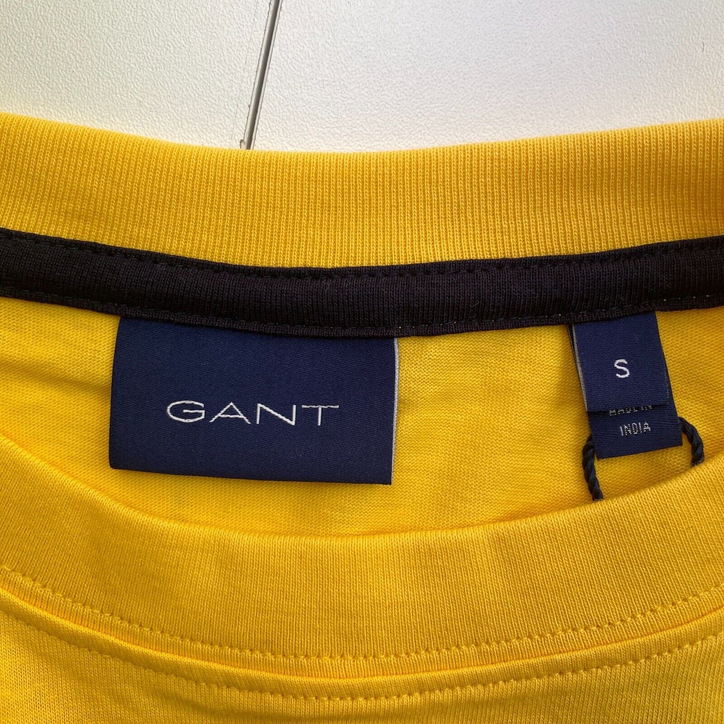 GANT Men Yellow Retro Crest Crew Neck Short Sleeves T Shirt Size S