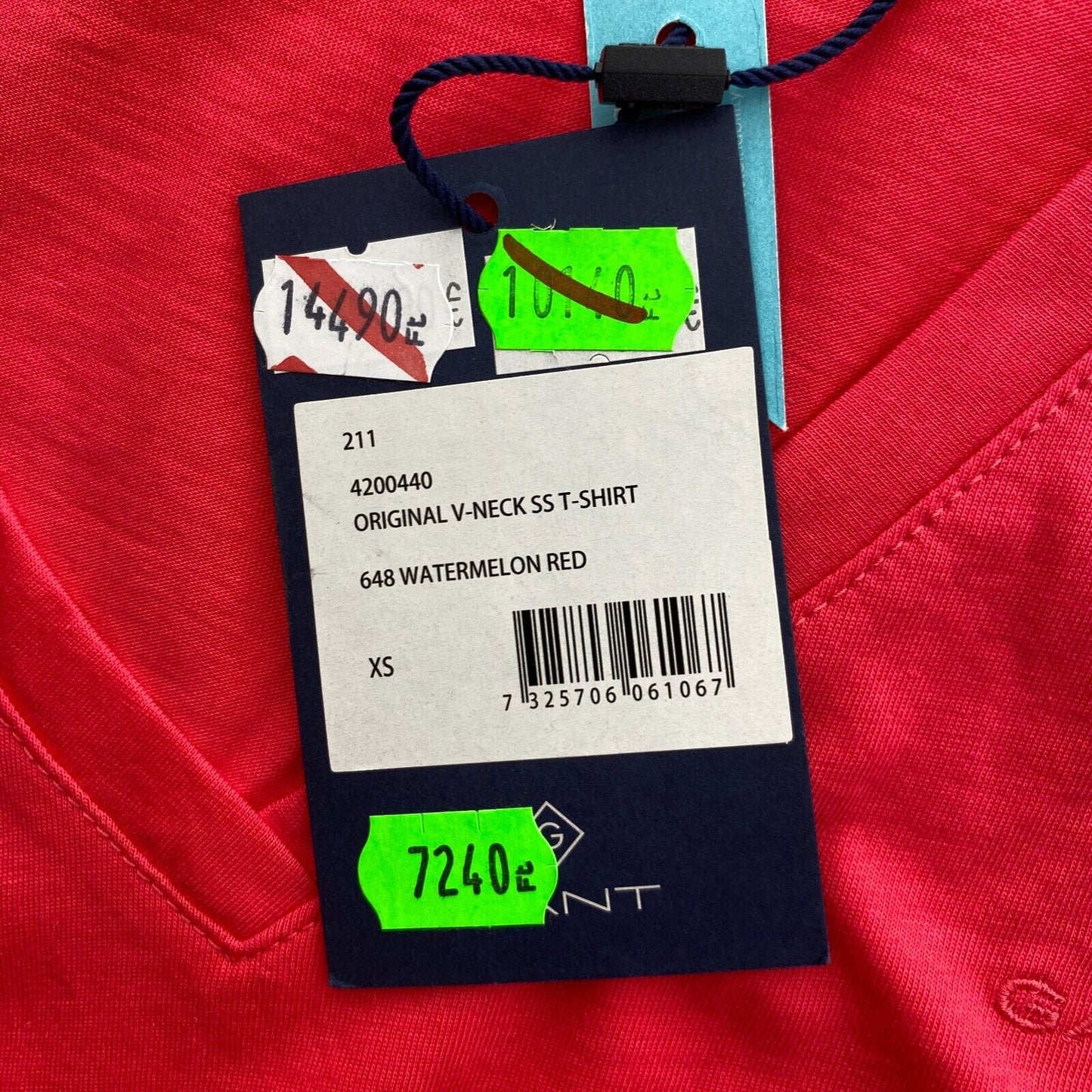 GANT Red Original V Neck T Shirt Size XS