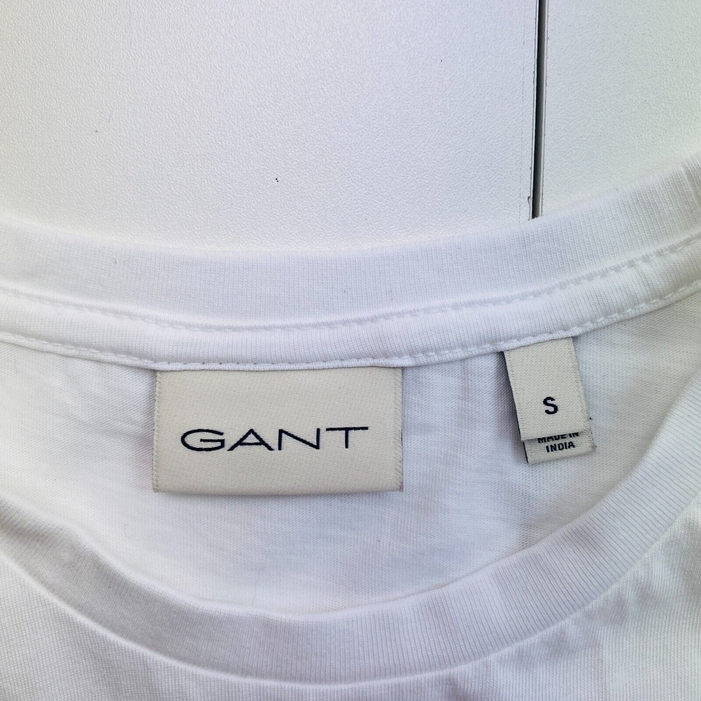 GANT Men White Reg Shield Crew Neck Short Sleeves T Shirt Size S