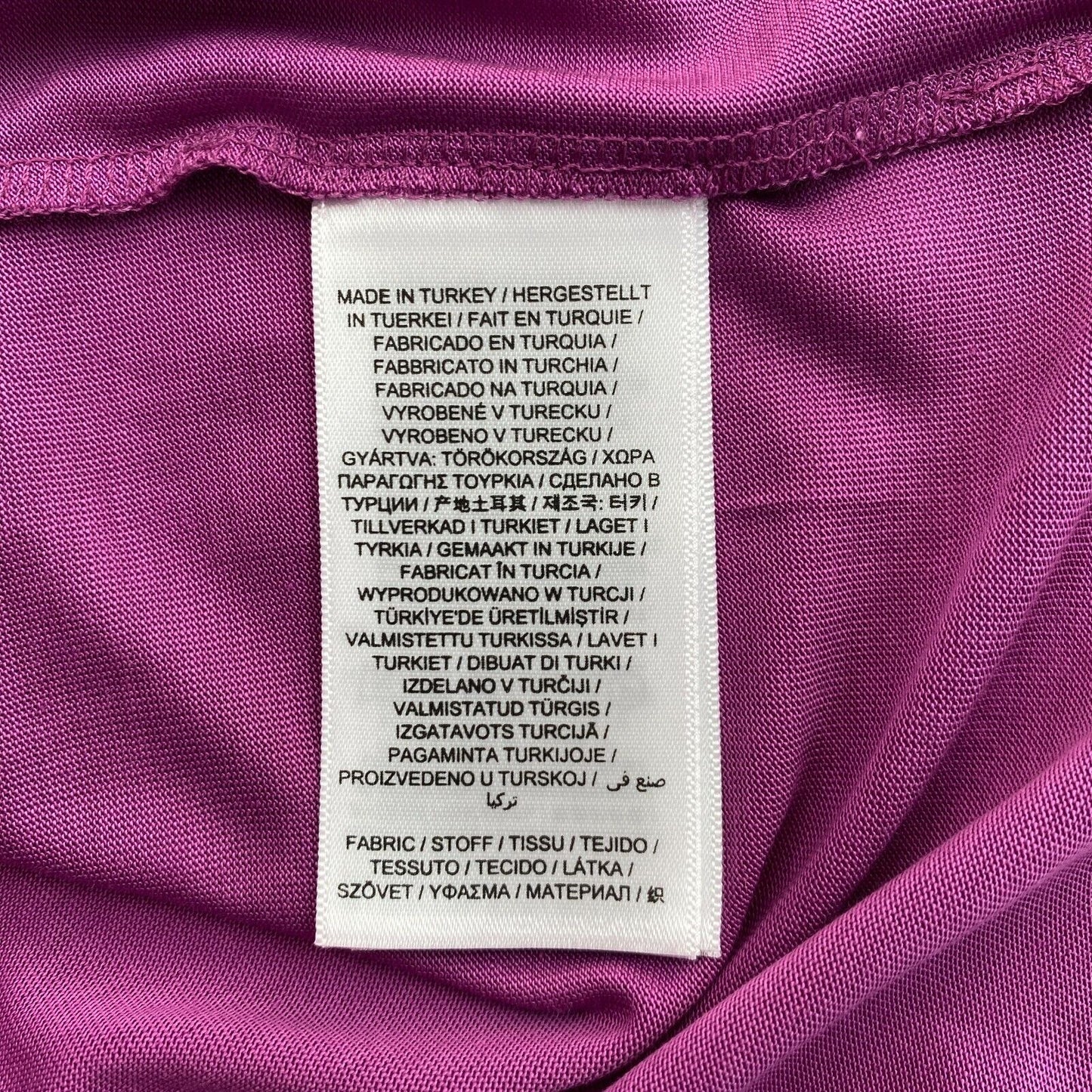 GANT Lila Leichtes T-Shirt mit Rundhalsausschnitt, Größe XS