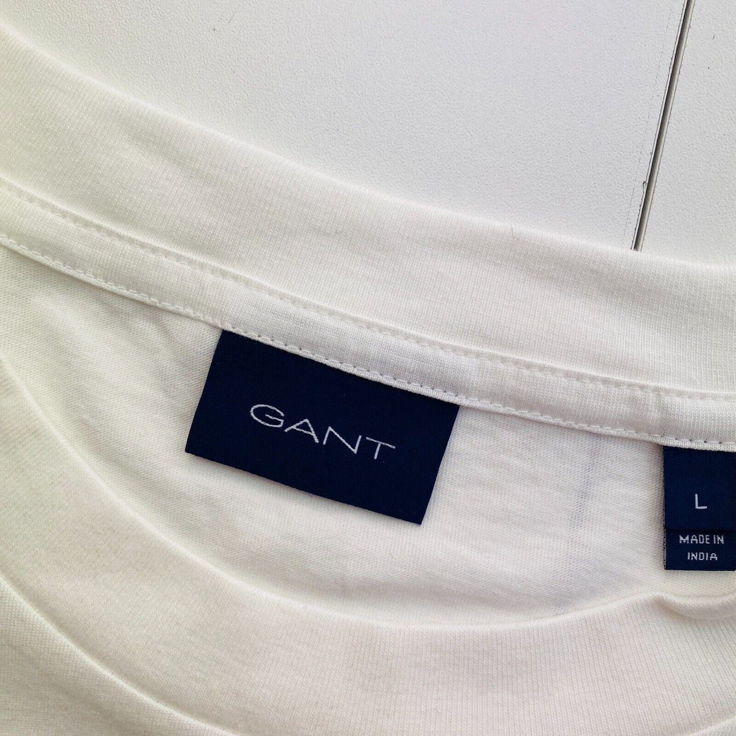 GANT Men White Tonal Archive Shield Crew Neck Short Sleeve T Shirt Size L