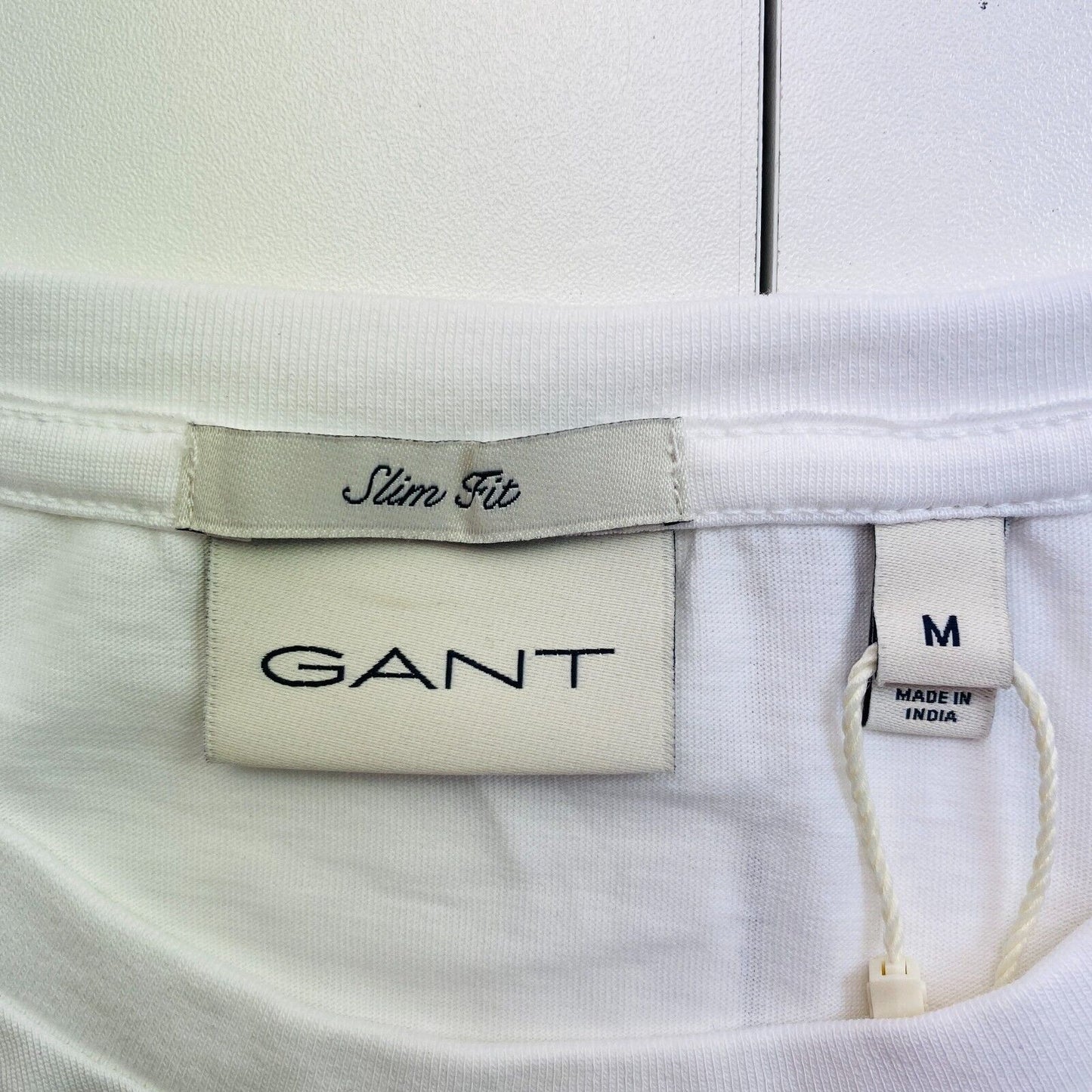 GANT Men White Reg Shield Slim Fit Crew Neck Short Sleeves T Shirt Size M