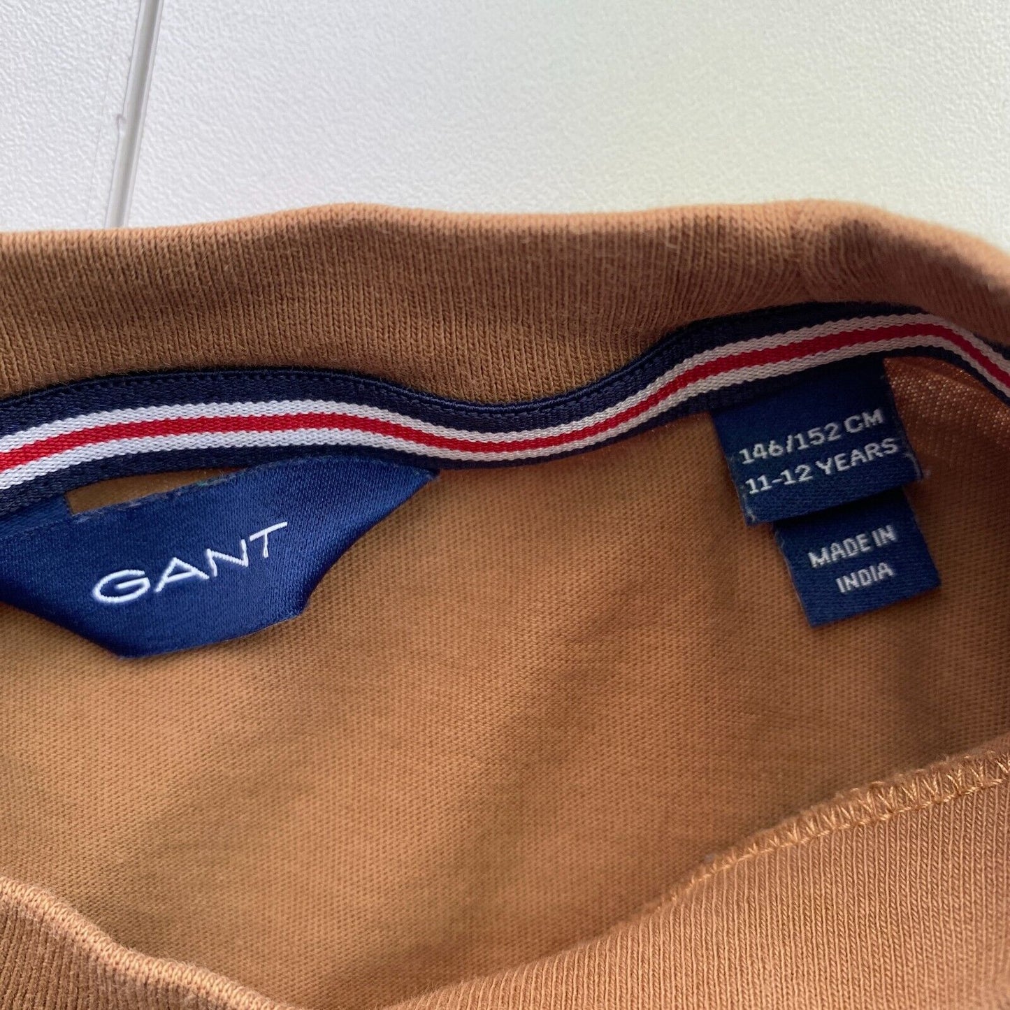 GANT Boys Brown Shield Crew Neck T-Shirt Size 11-12 Years 146/152 cm