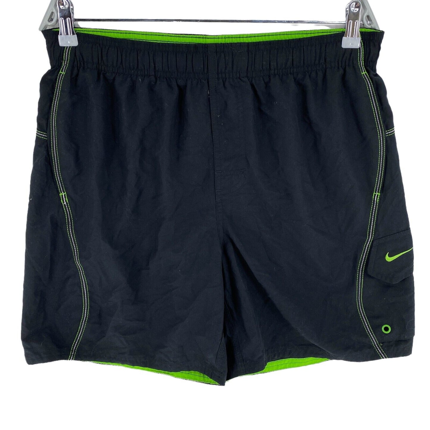 Short de sport Nike noir taille M