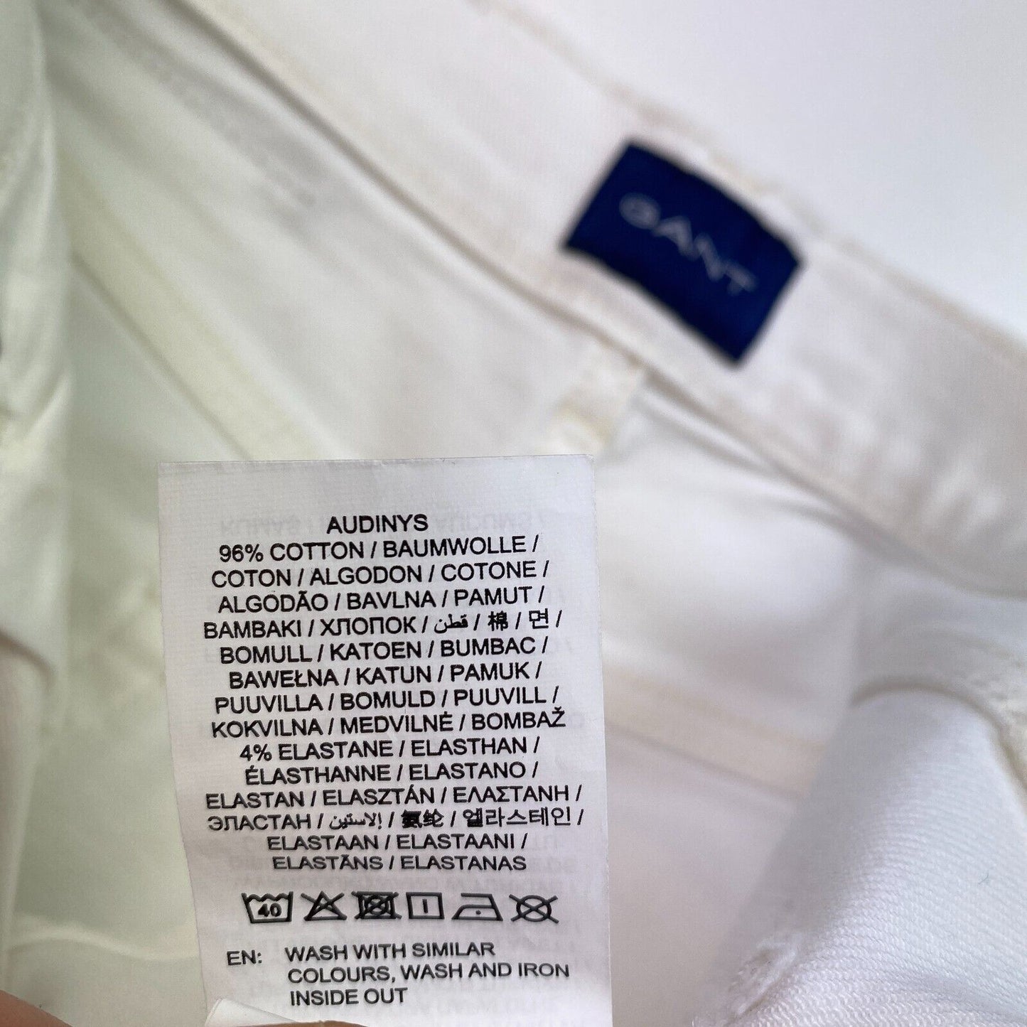 GANT Weiße Röhrenjeans Größe W27 L30