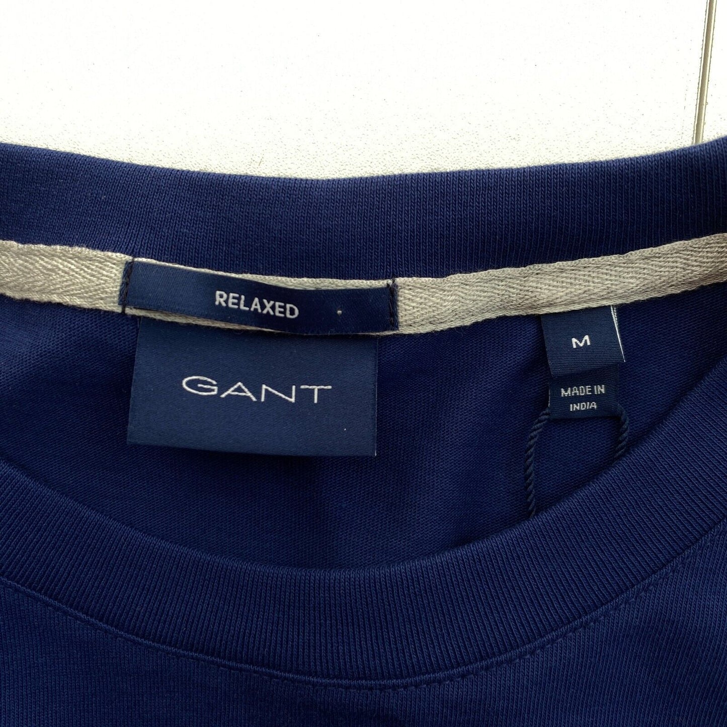 GANT Navy Blue World Crest Relaxed Crew Neck T Shirt Size M