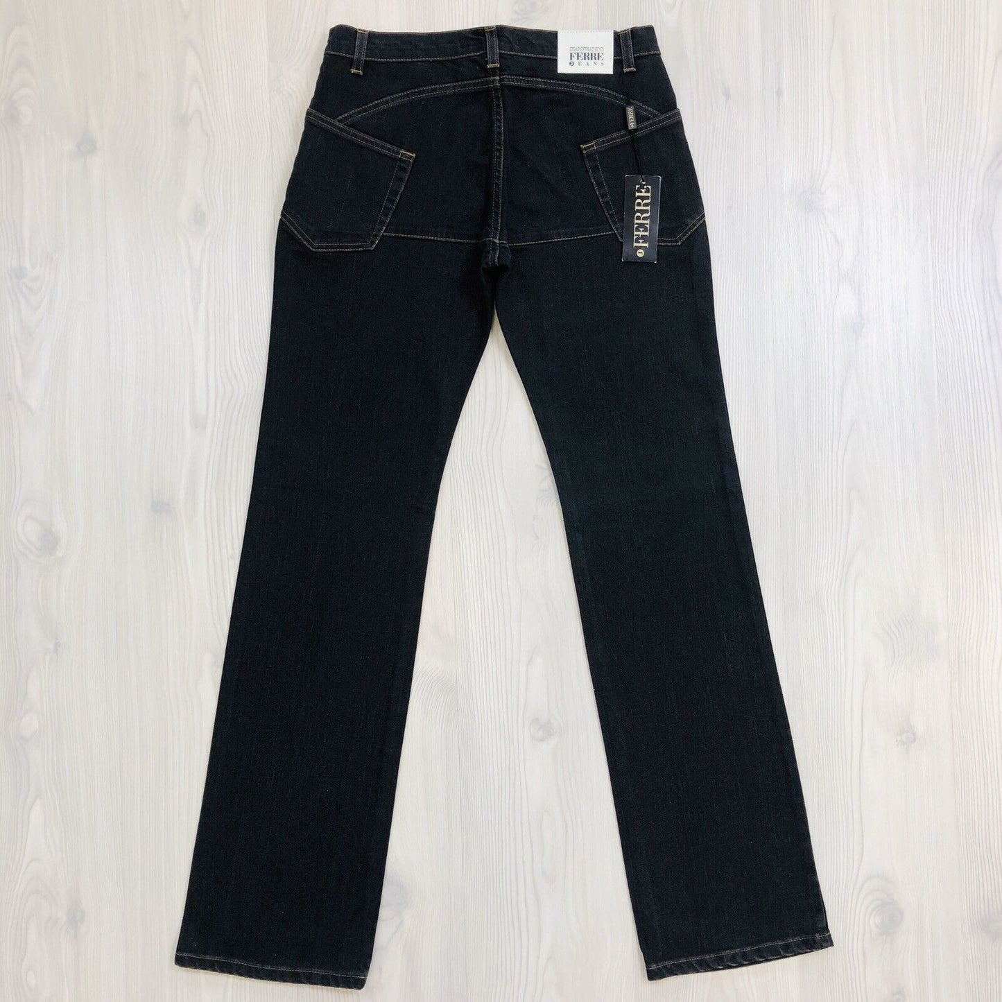 UVP 400 $ GF Gianfranco Ferre Schlagjeans schwarz Größe W29 / IT43 / UK11