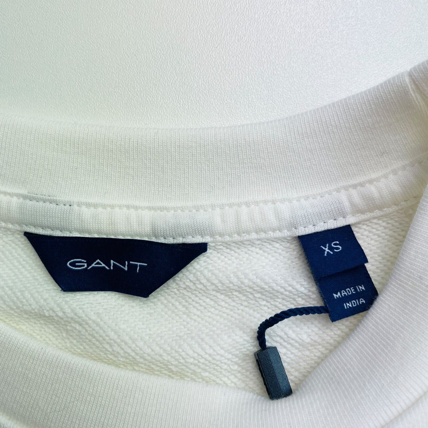 GANT Weißer Pullover mit Rundhalsausschnitt und Seilsymbol, Größe XS