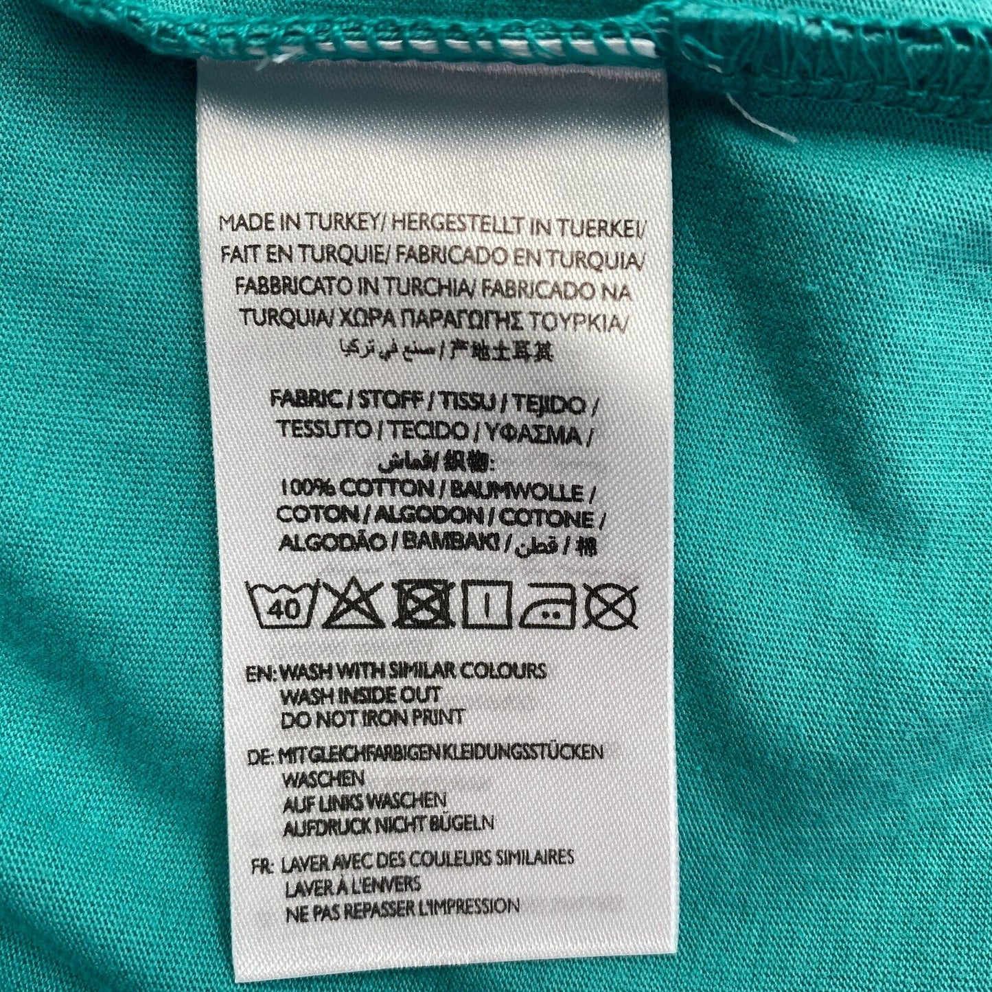 GANT x BASTAD Grünes T-Shirt mit Rundhalsausschnitt, Größe L