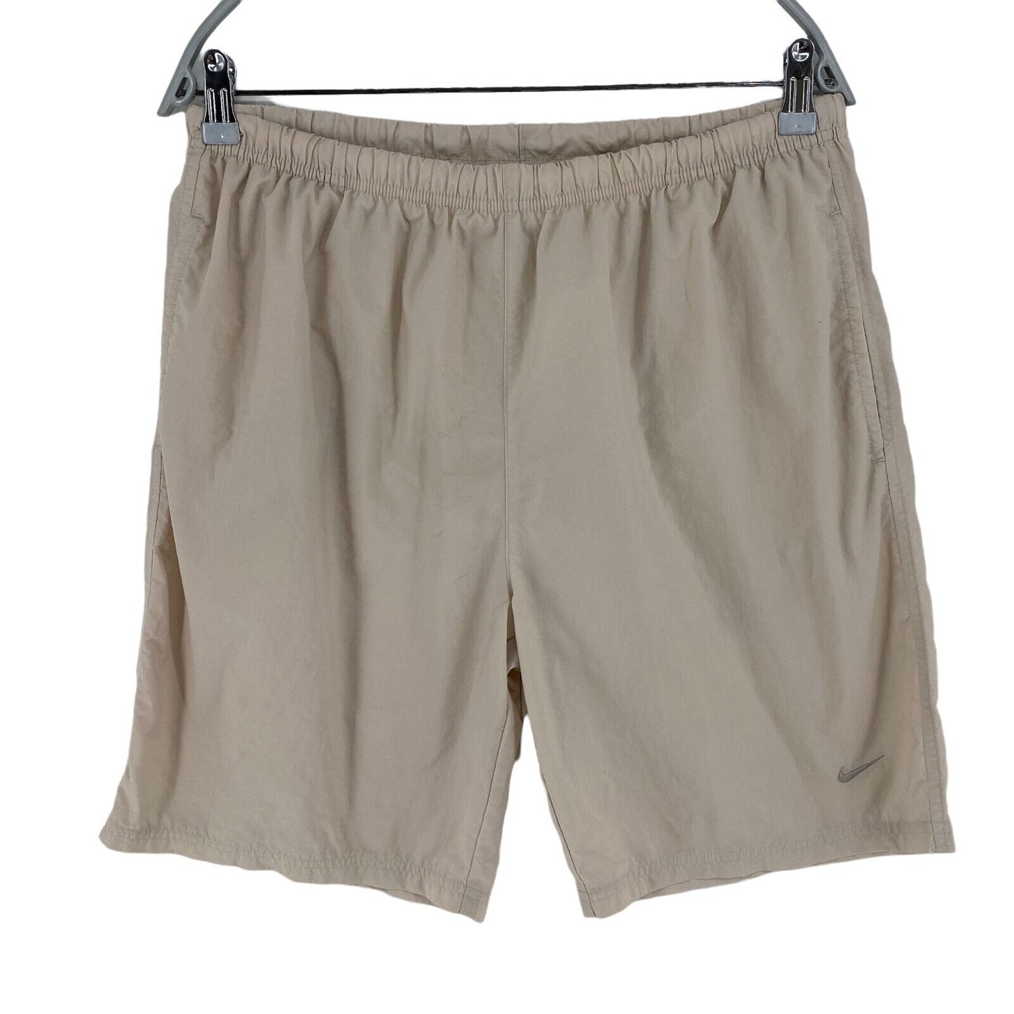 NIKE Beige Activewear Shorts Size M