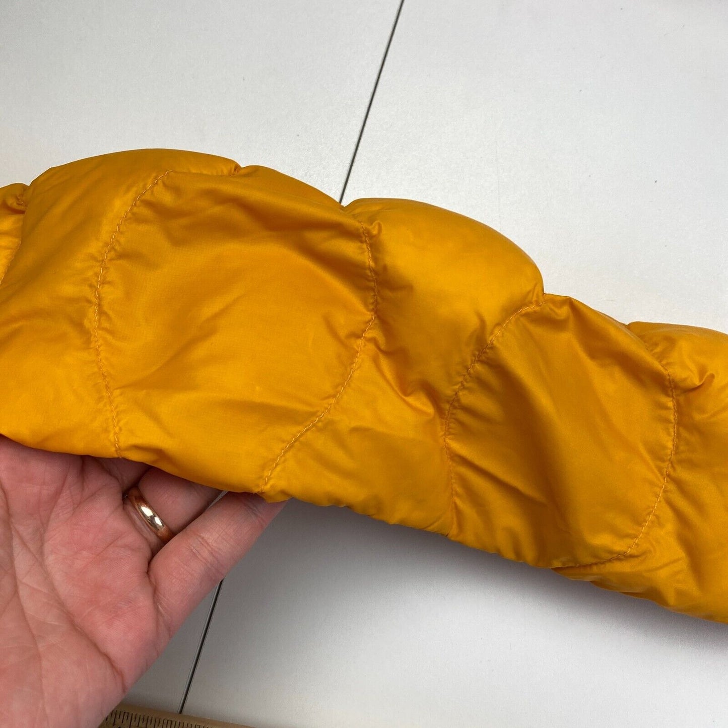 Peak Performance JR Yellow Helium Down Hood Jacket Coat Size 140 cm