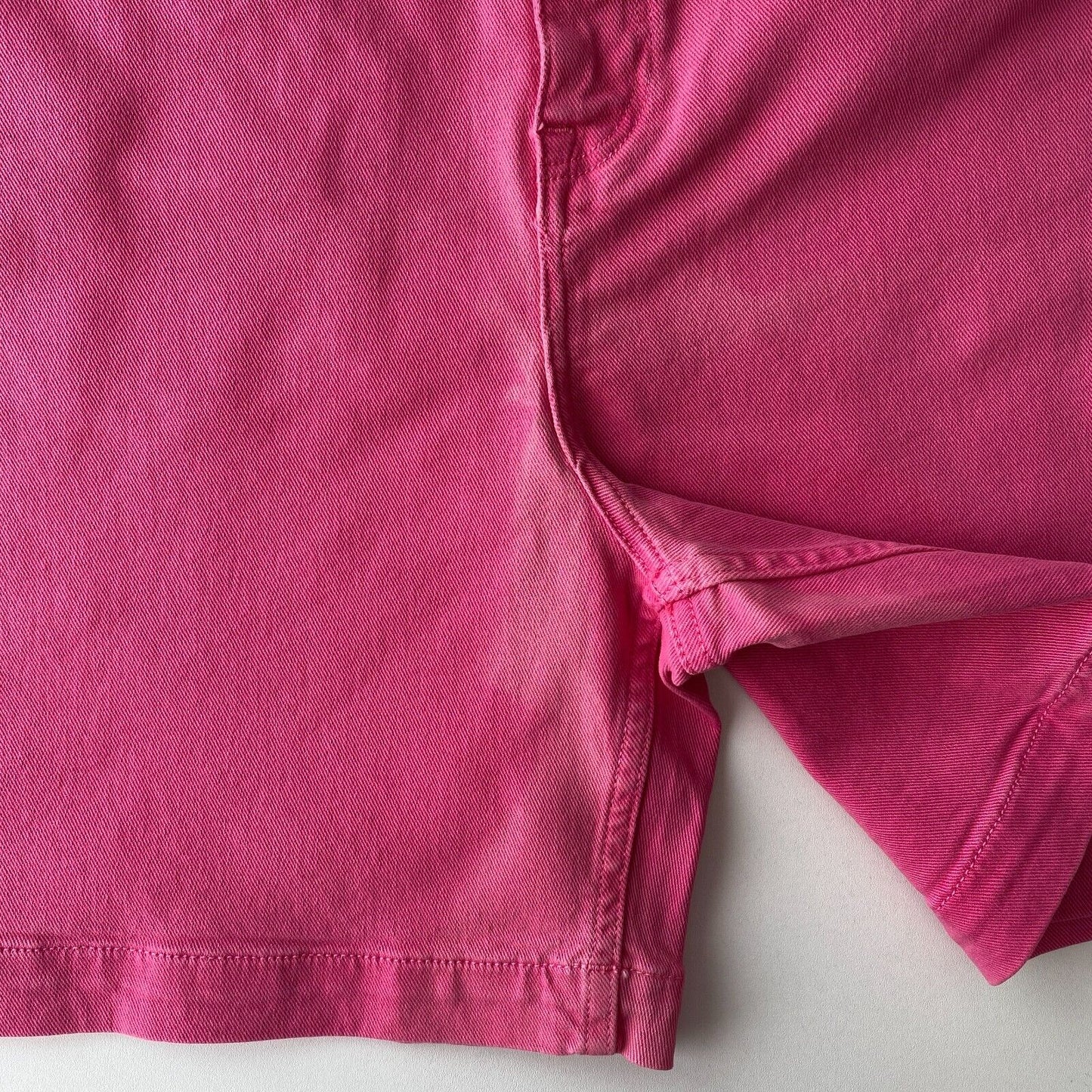 GANT Damen Jeansshorts in regulärer Passform, Rosa, Größe W31