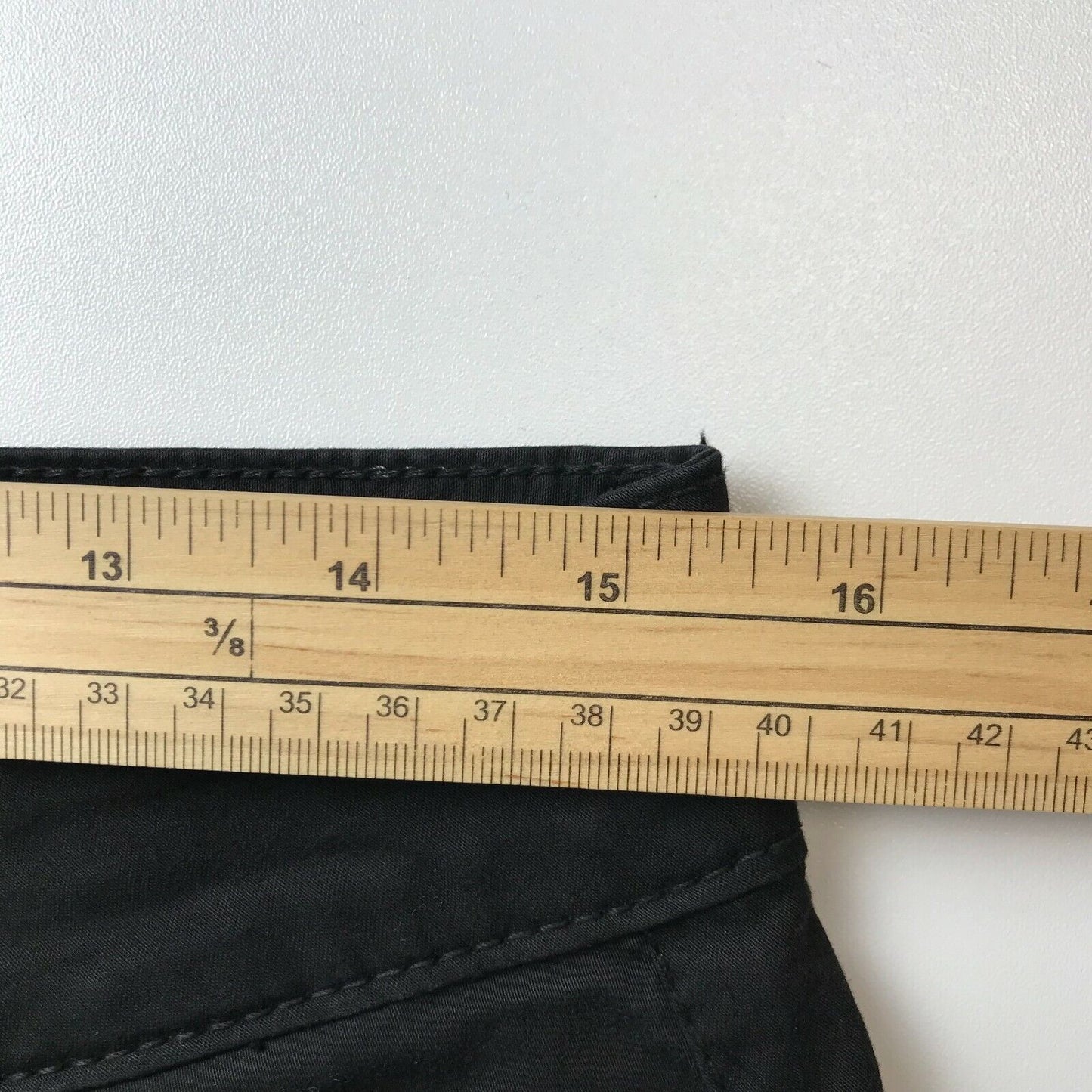 Liu Jeans Damen Schwarze Chinohose mit entspannter, gerader Passform, Größe W31, hergestellt in Italien