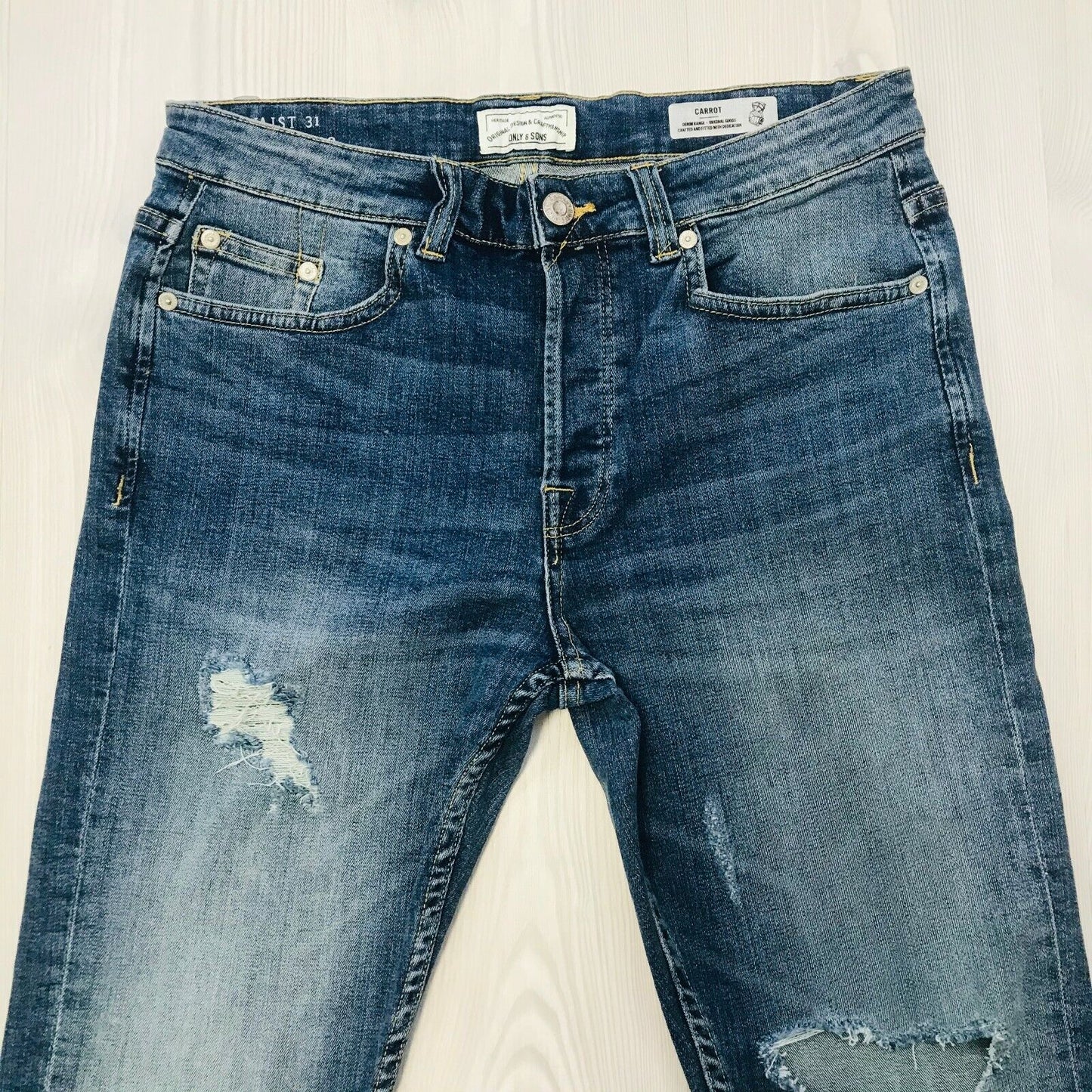 ONLY & SONS Men‘s CARROT Fit Slim Fit Blue Ripped Jeans Size W31 L30