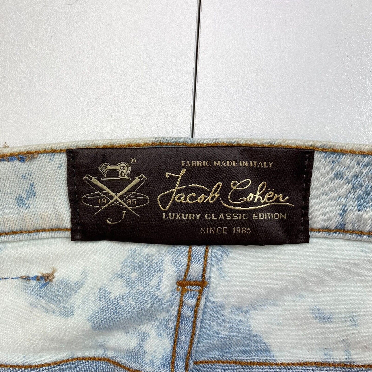 JACOB COHEN Damen KAREN Hellblaue Jeans W27 L28 Made in Italy