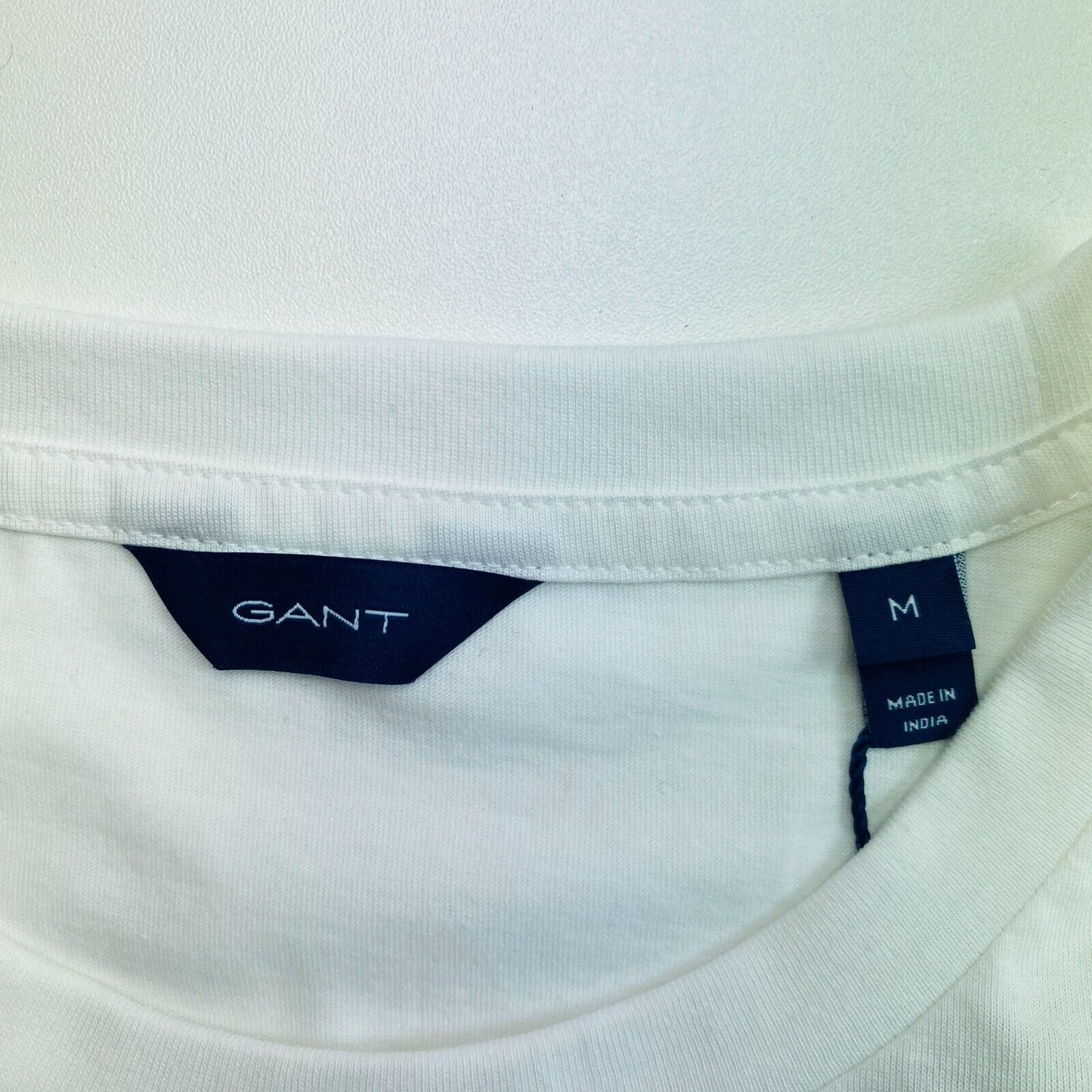 GANT White MD. Crew Neck T Shirt Size M