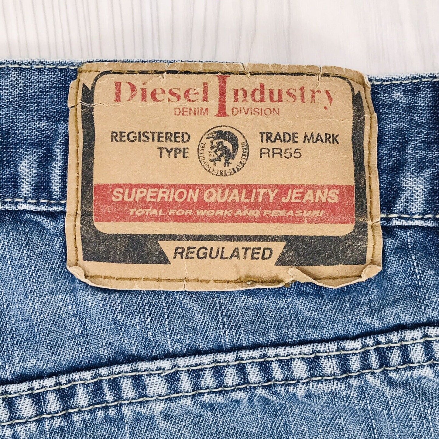 Diesel RIVEO Damen Blaue Jeans mit normaler Bootcut-Passform, W32 L32, Made in Italy