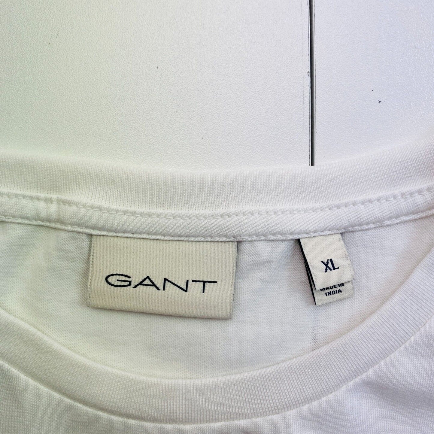 GANT Men White Reg Shield Crew Neck Long Sleeve T Shirt Size XL