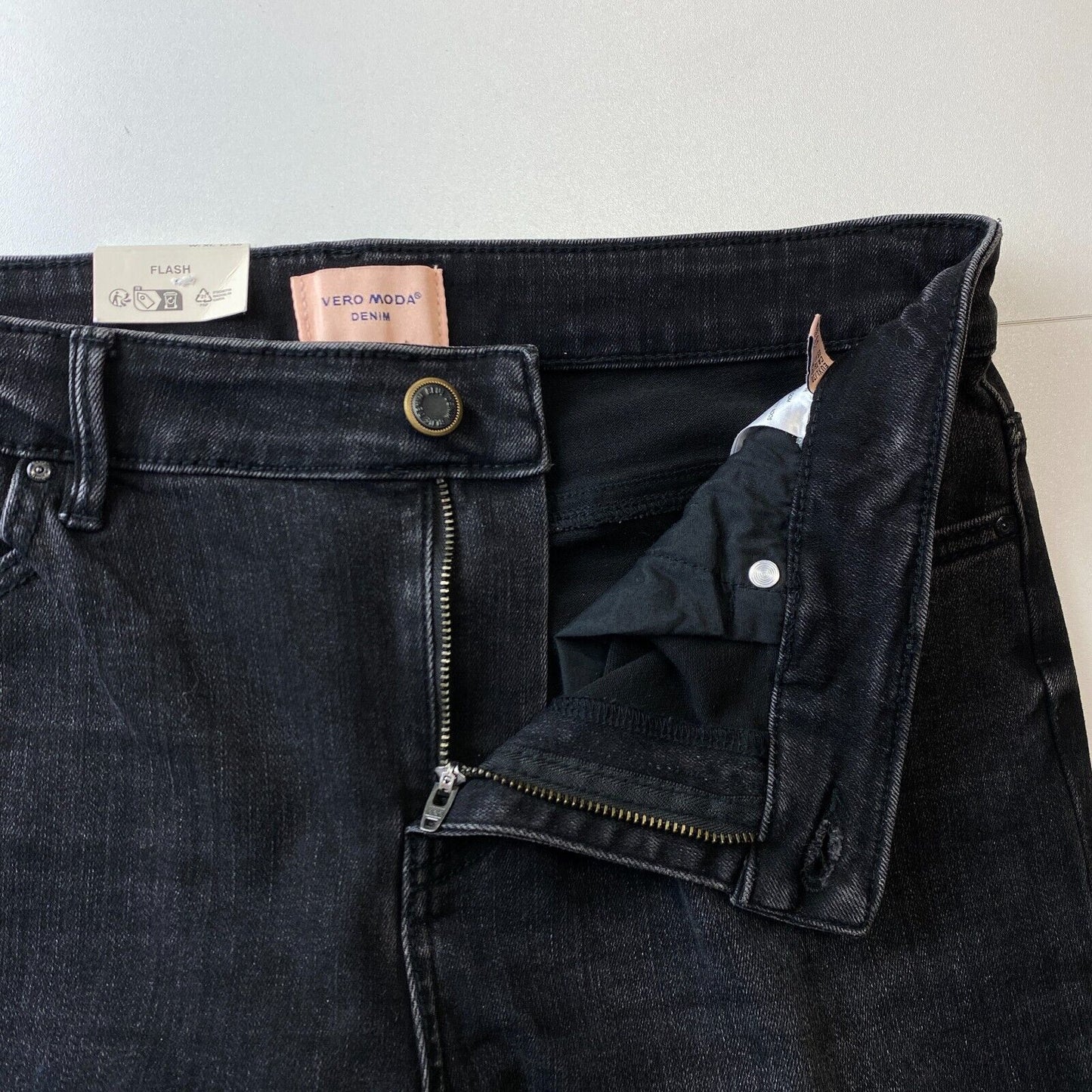 VERO MODA FLASH Damen Jeans mit mittelhohem Bund und Skinny-Fit, Dunkelgrau, Größe XL, W34, L30