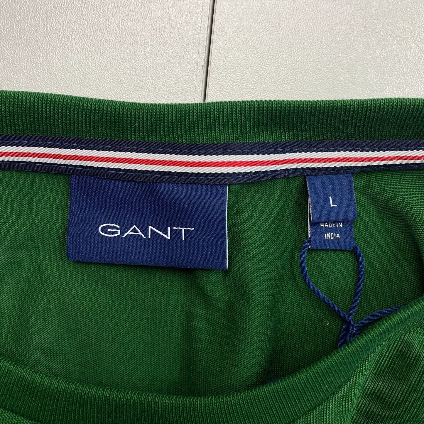 GANT Dark Green Banner Shield Crew Neck Long Sleeves T Shirt Size L