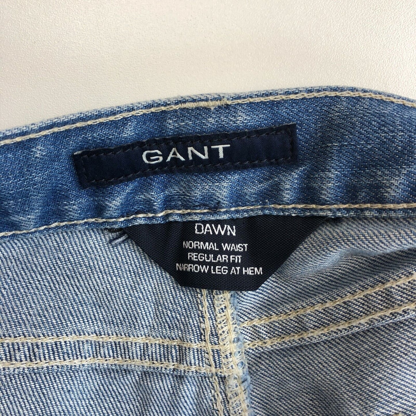 GANT Light Blue Dawn Regular Narrow Leg Jeans Size W28 L34