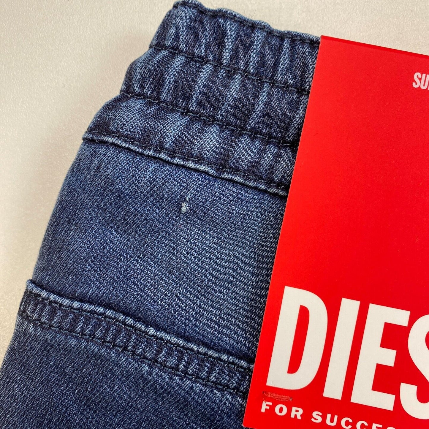 DIESEL Marineblaue Boyfriend-Jogging-Jeans, Größe W27