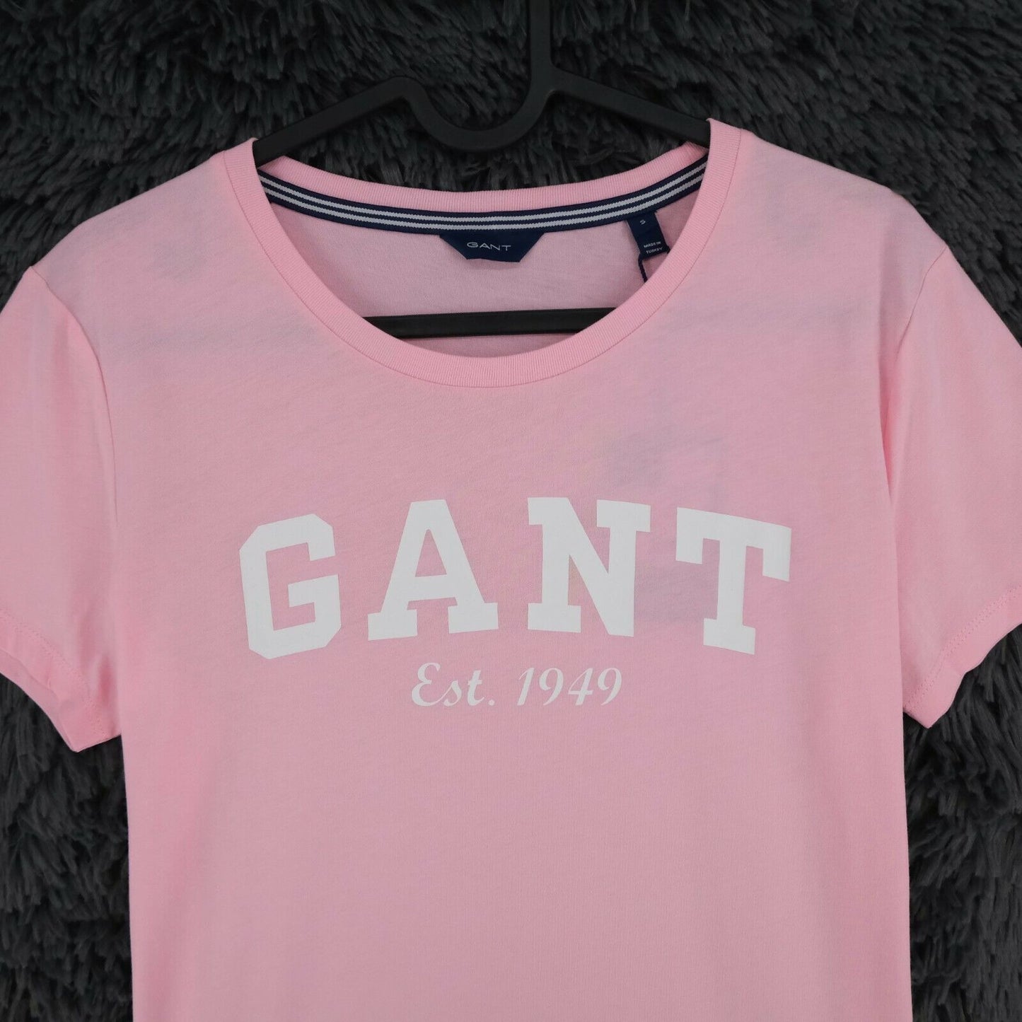 GANT T-shirt col rond rose avec grand logo taille S