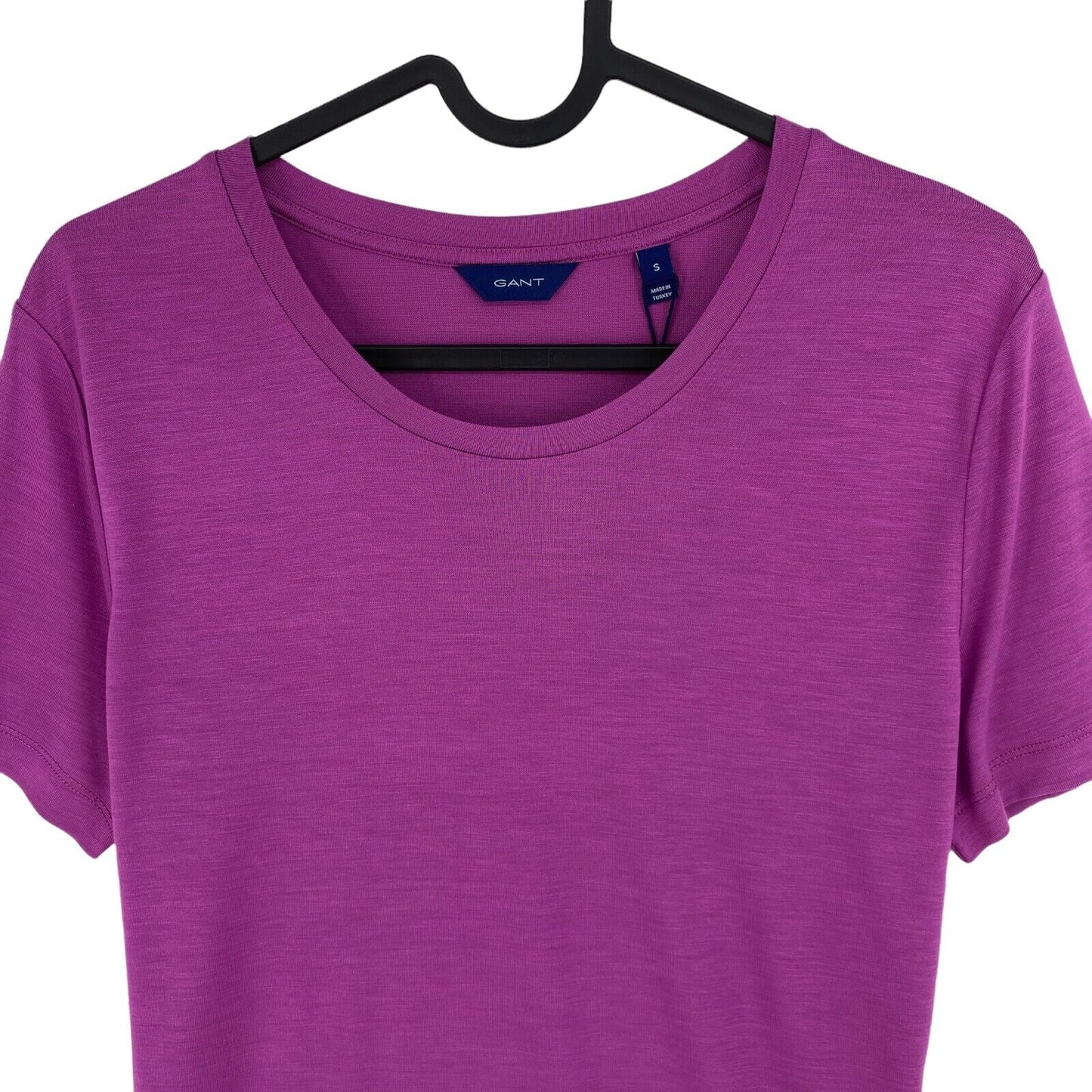 GANT T-shirt à col rond léger violet taille S