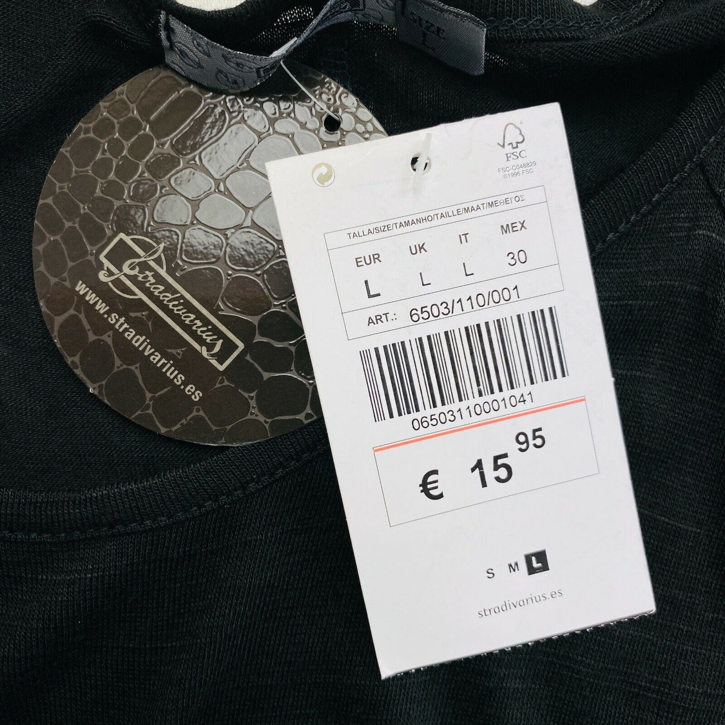 STRADIVARIUS Blouse noire à encolure dégagée Taille L