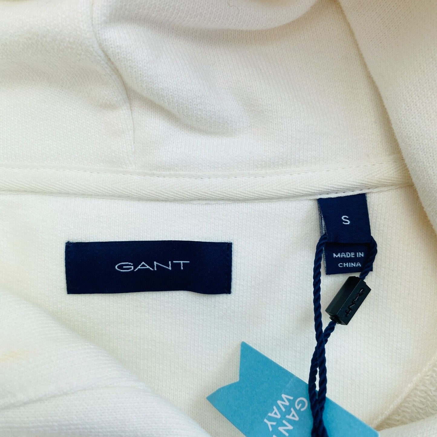 GANT White Crest Embroidered Short Sleeves Hoodie Jumper Sweater Size S