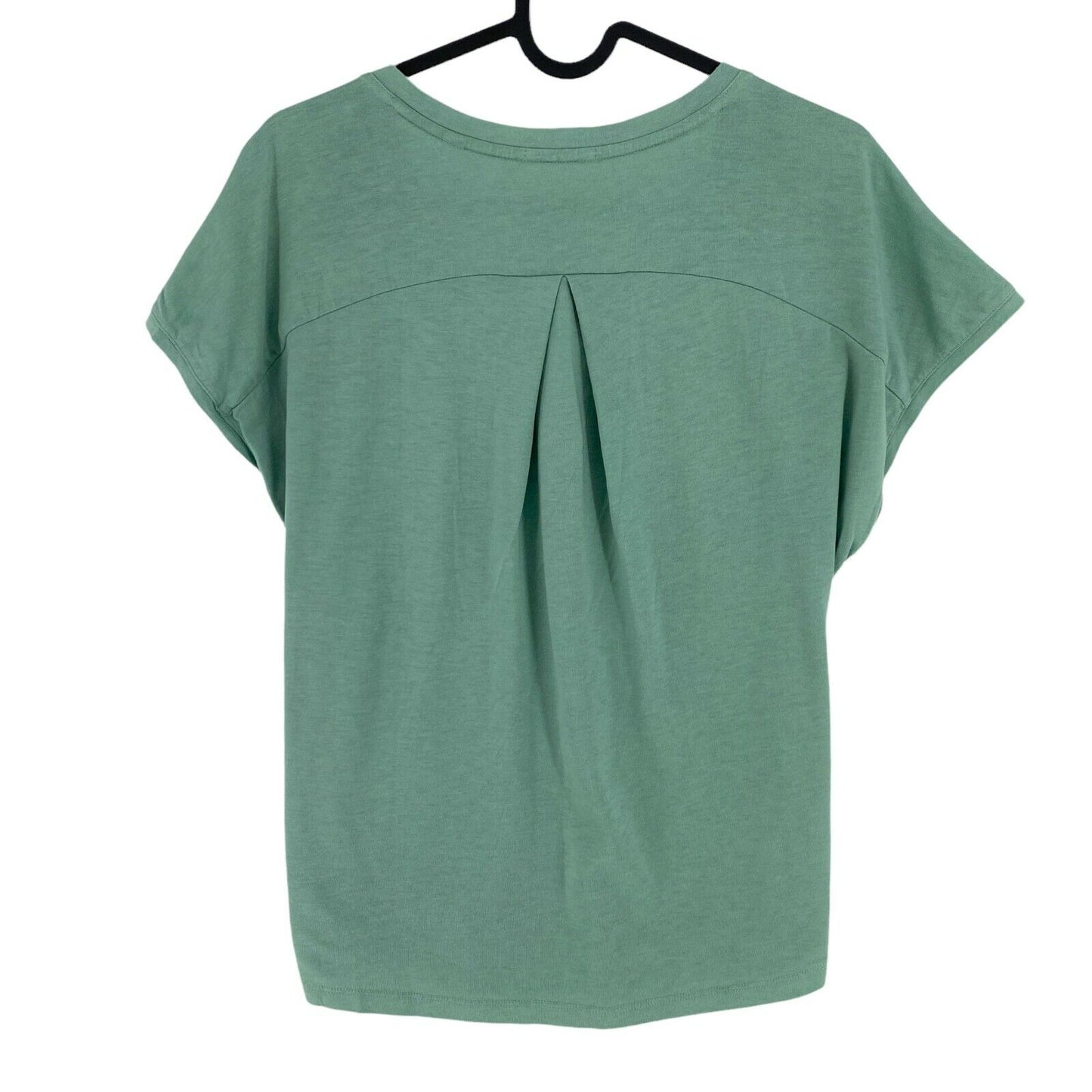 GANT Green V Neck T Shirt Size M