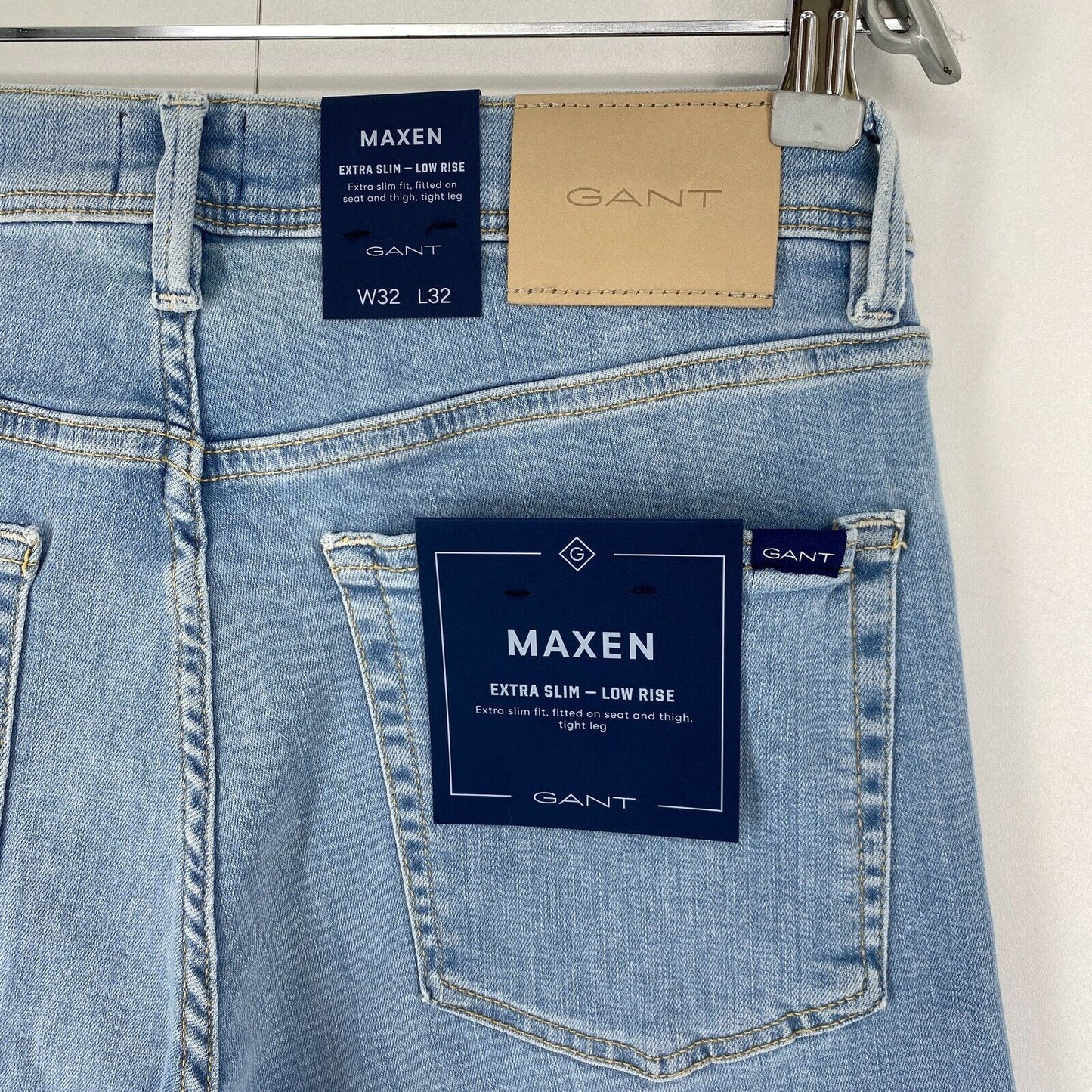 GANT MAXEN Herren Jeans mit Stretch, niedrige Taille, extra schmale Passform, Blau, W32 L32