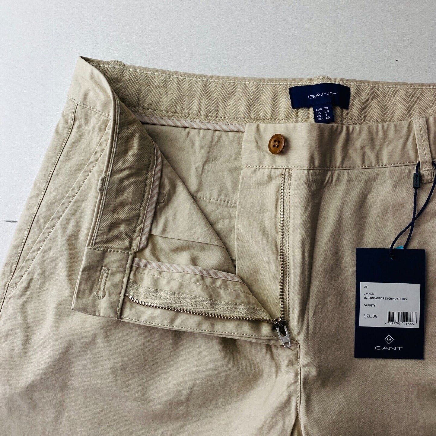 GANT Women Beige Regular Fit Chino Shorts EUR 38 UK 10 US 8