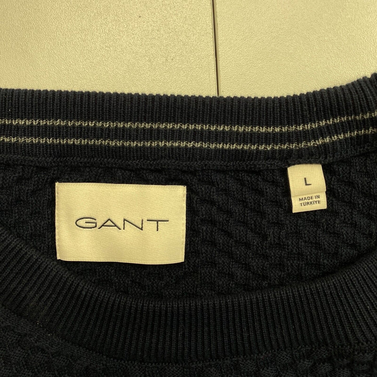 GANT Men Navy Blue Textured Crew Neck Sweater Pullover Size L