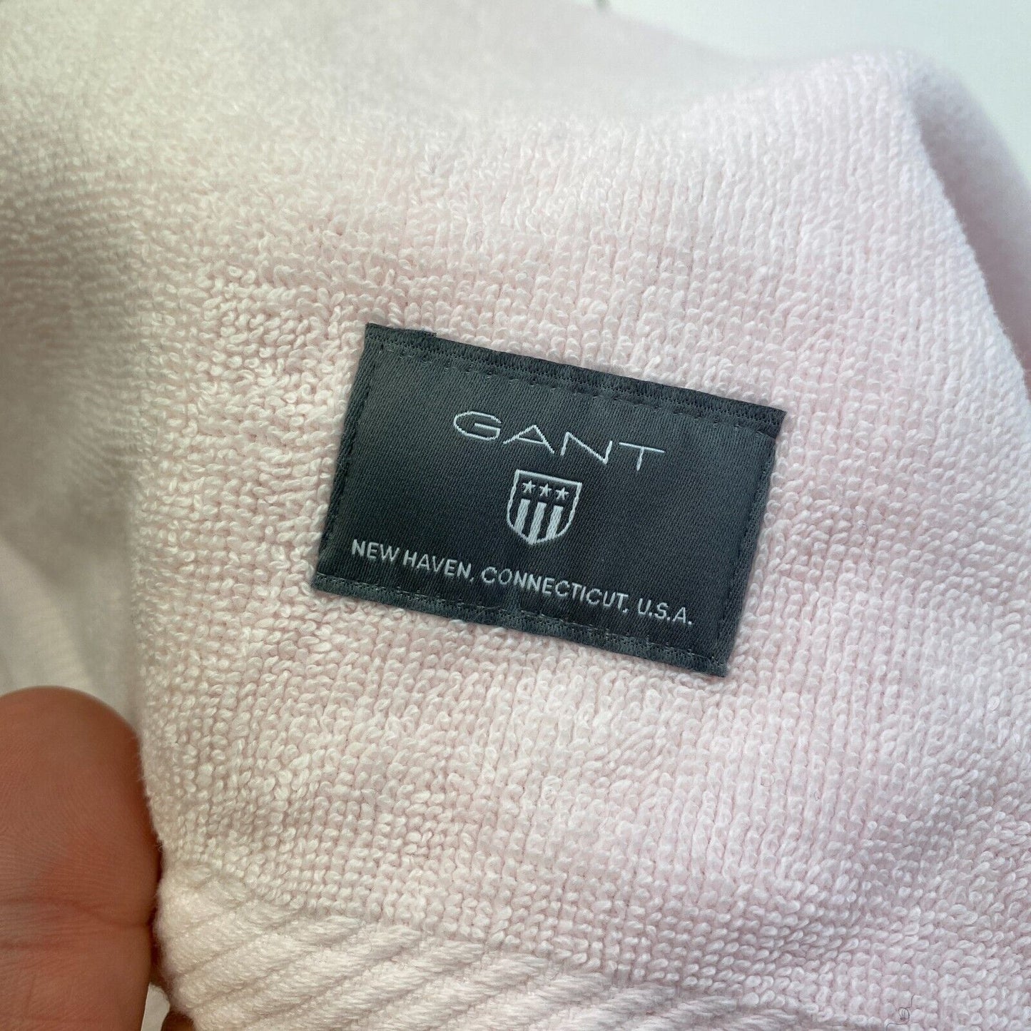 GANT Pink Solid Bath Towel Size 70 x 140 cm